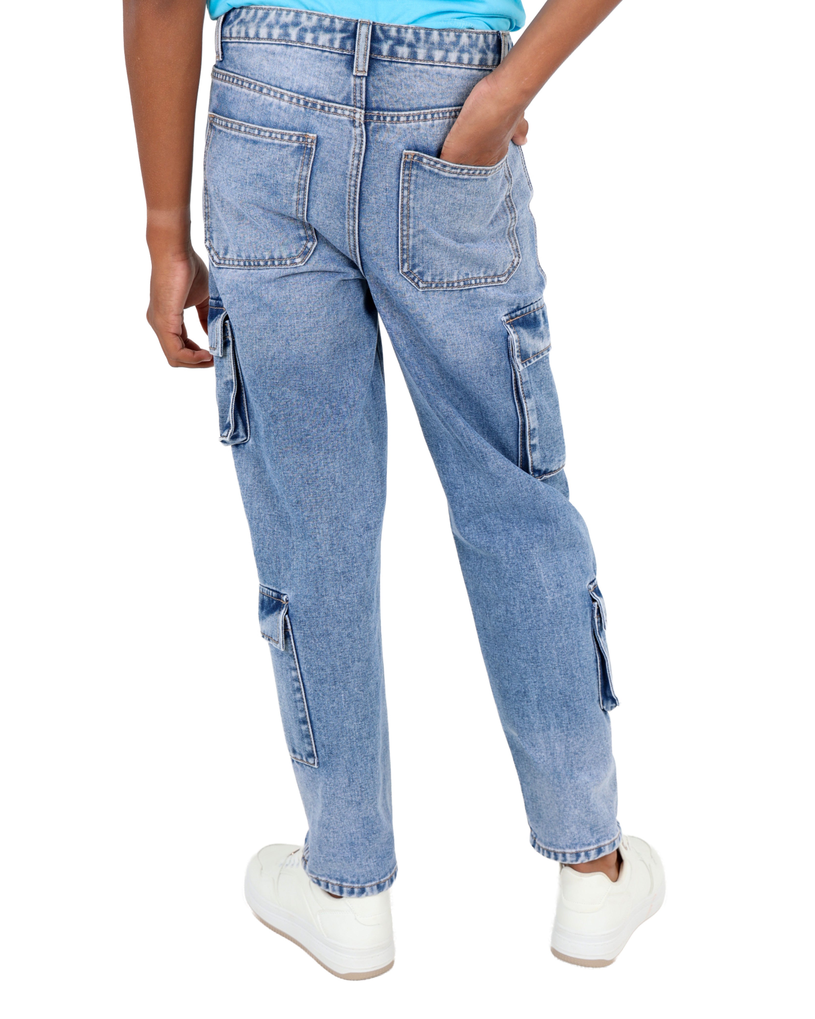 Relaxed Fit Cargo Jeans