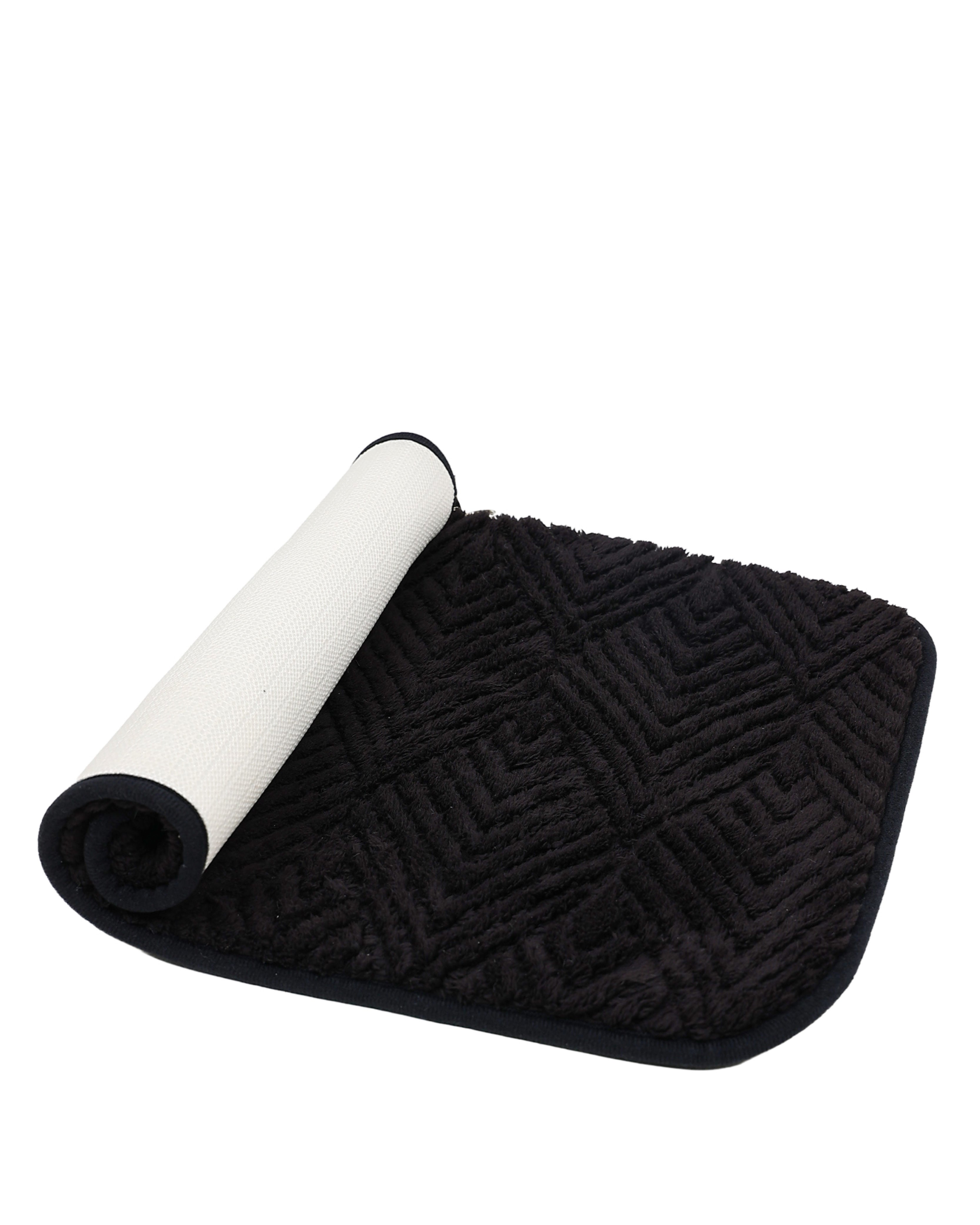 Black Embossed Leaf Bath Mat