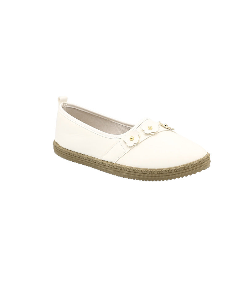 Flower Detail White Closed Toe Flats