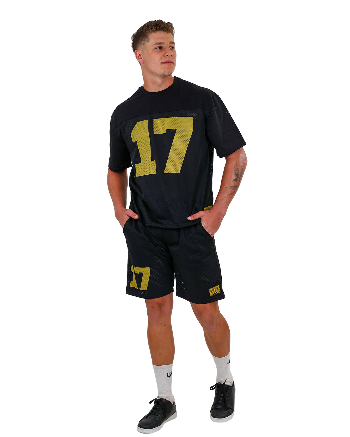 Short Sleeve Black 17 Graphic Boxy Birdseye T-Shirt