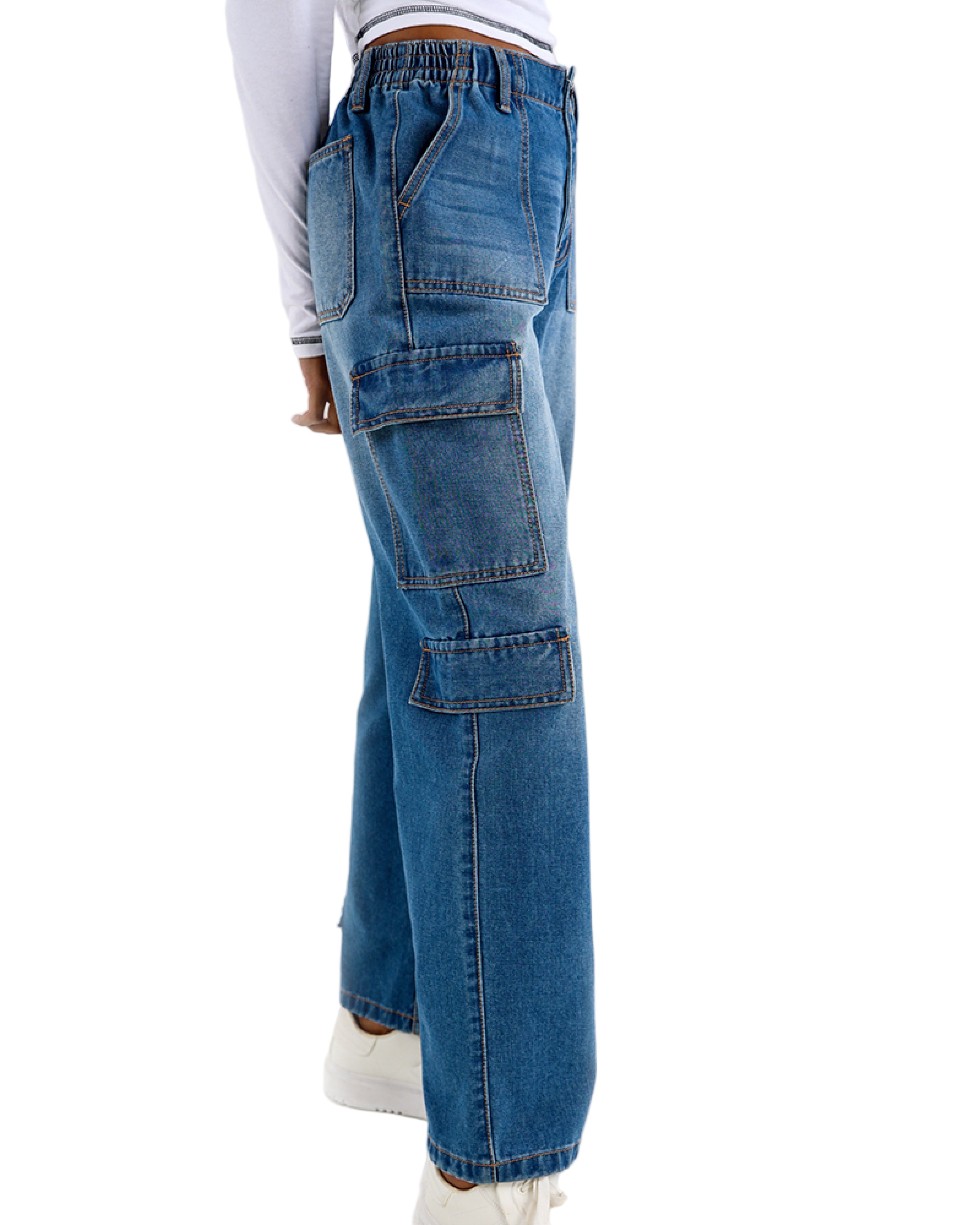 Wide Leg Cargo Jeans