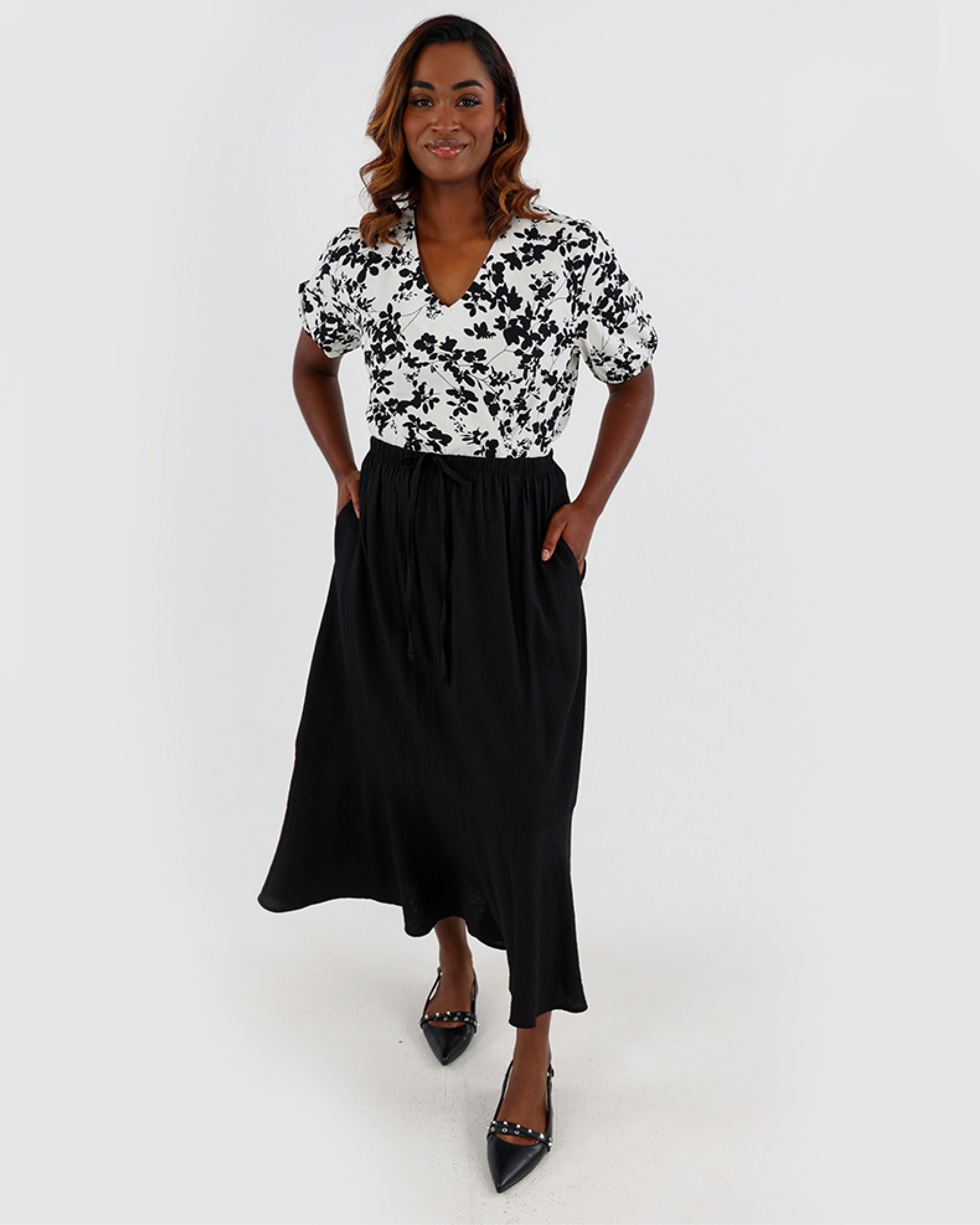 Black Single Tiered Maxi Skirt