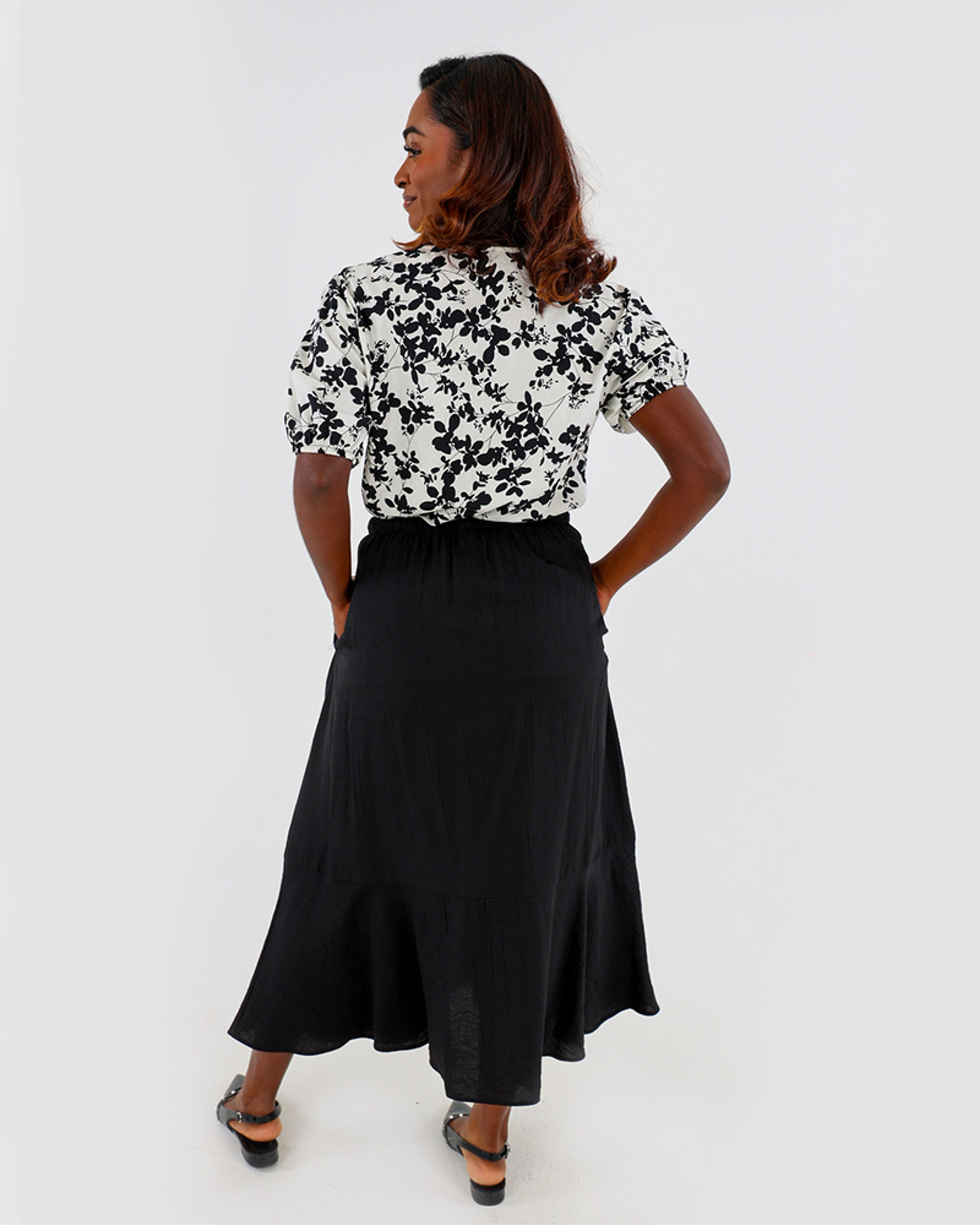Black Single Tiered Maxi Skirt