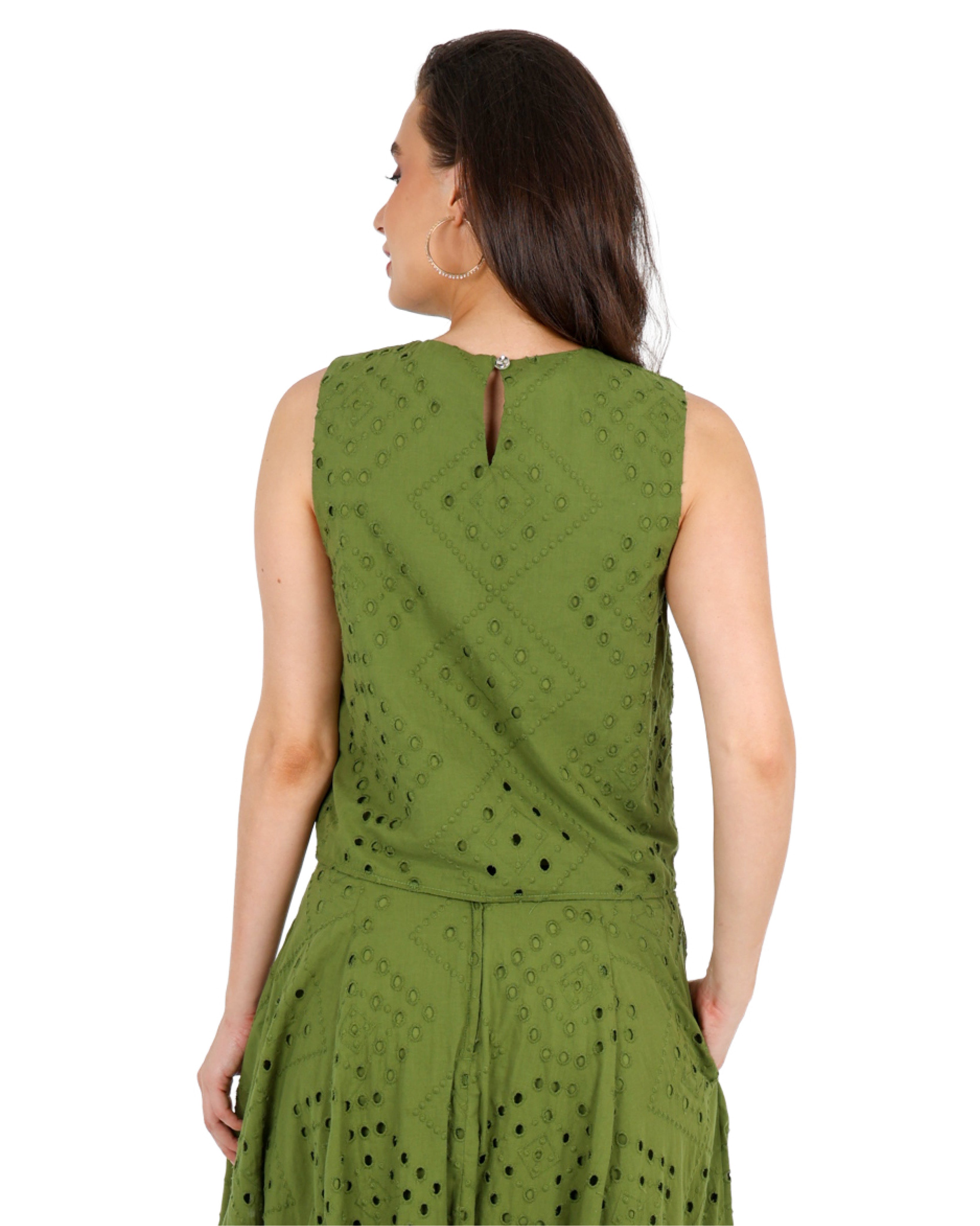 Sleeveless Anglaise Blouse