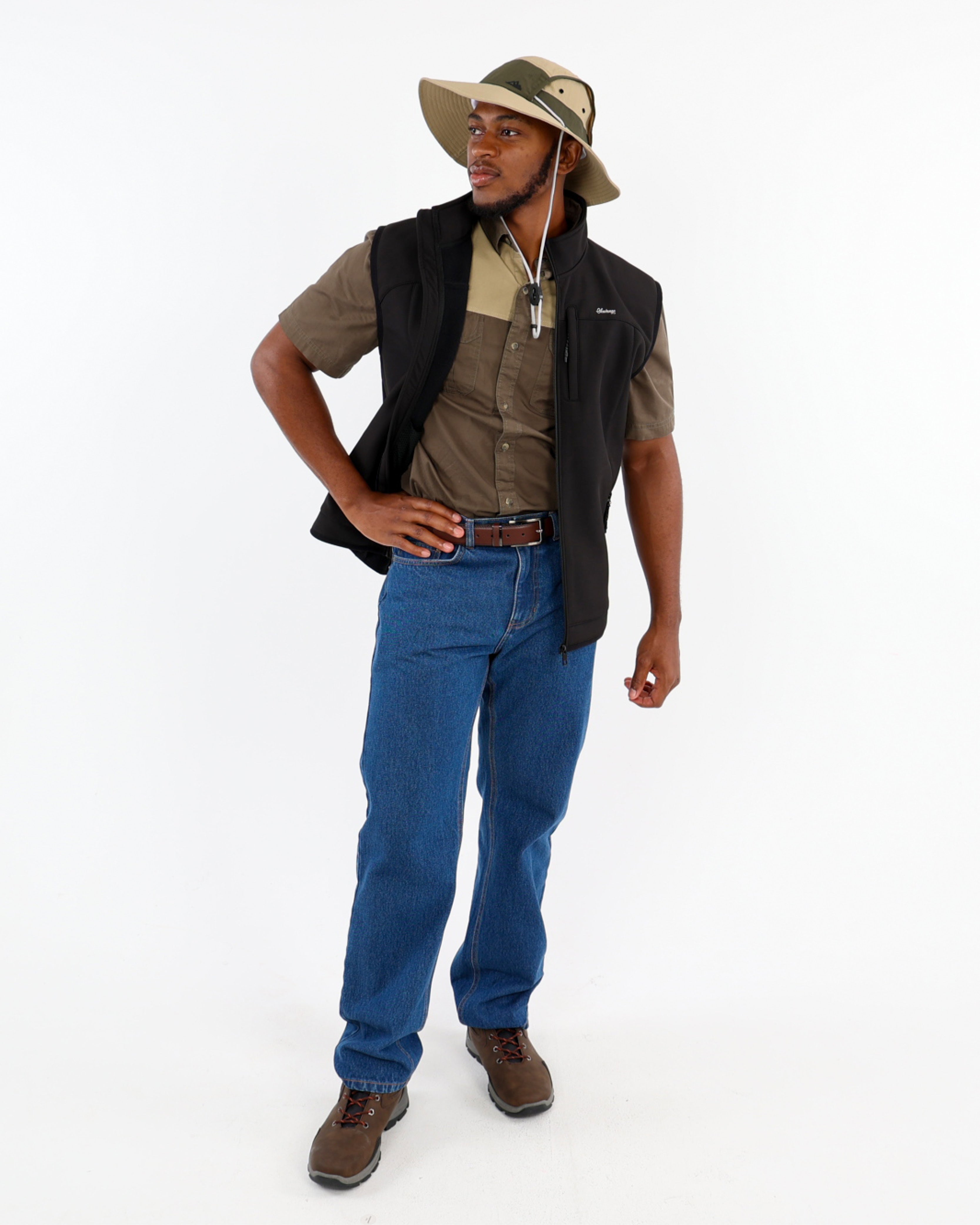 Tapered Fit Jeans