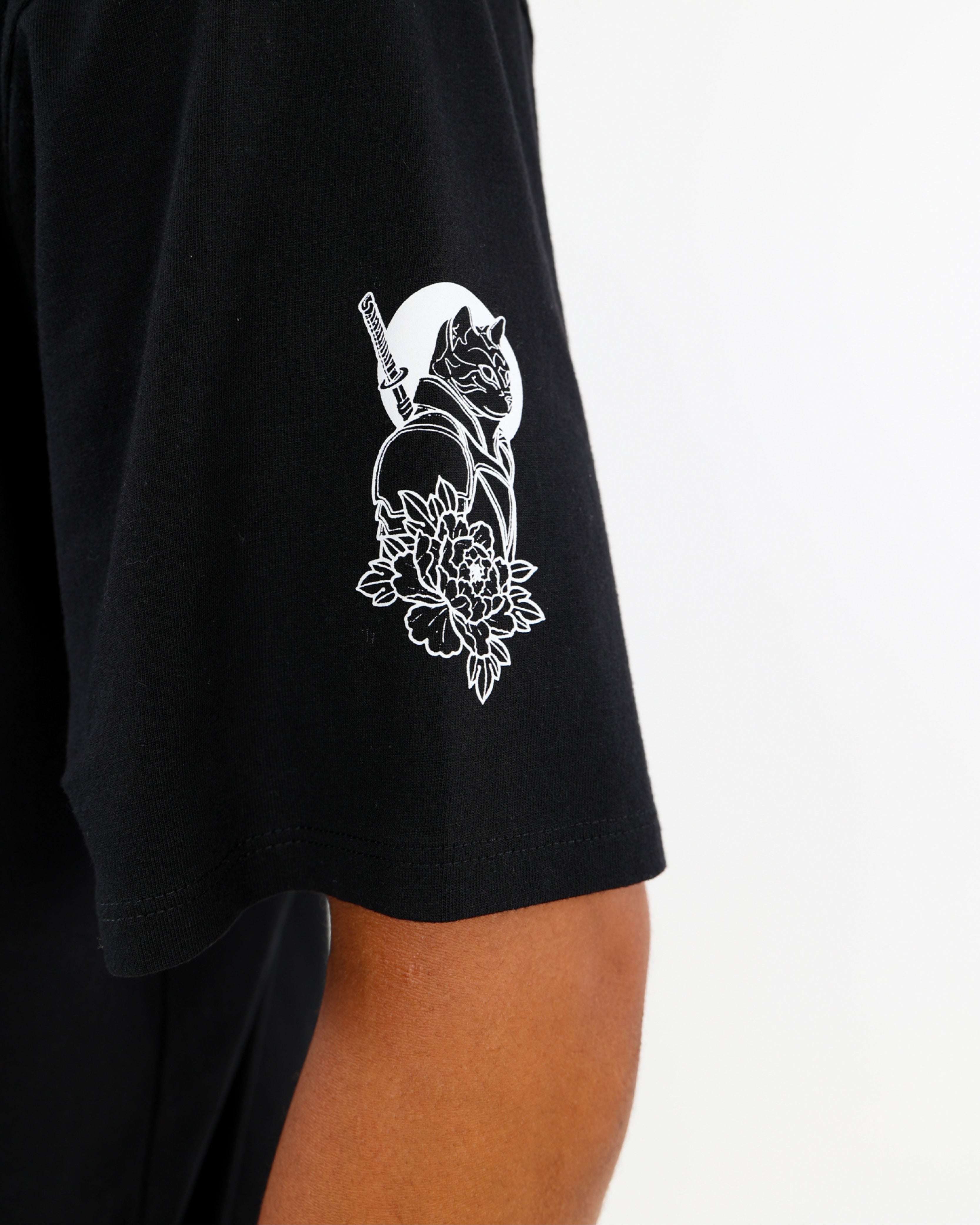 Kitteh Geisha Graphic T-Shirt
