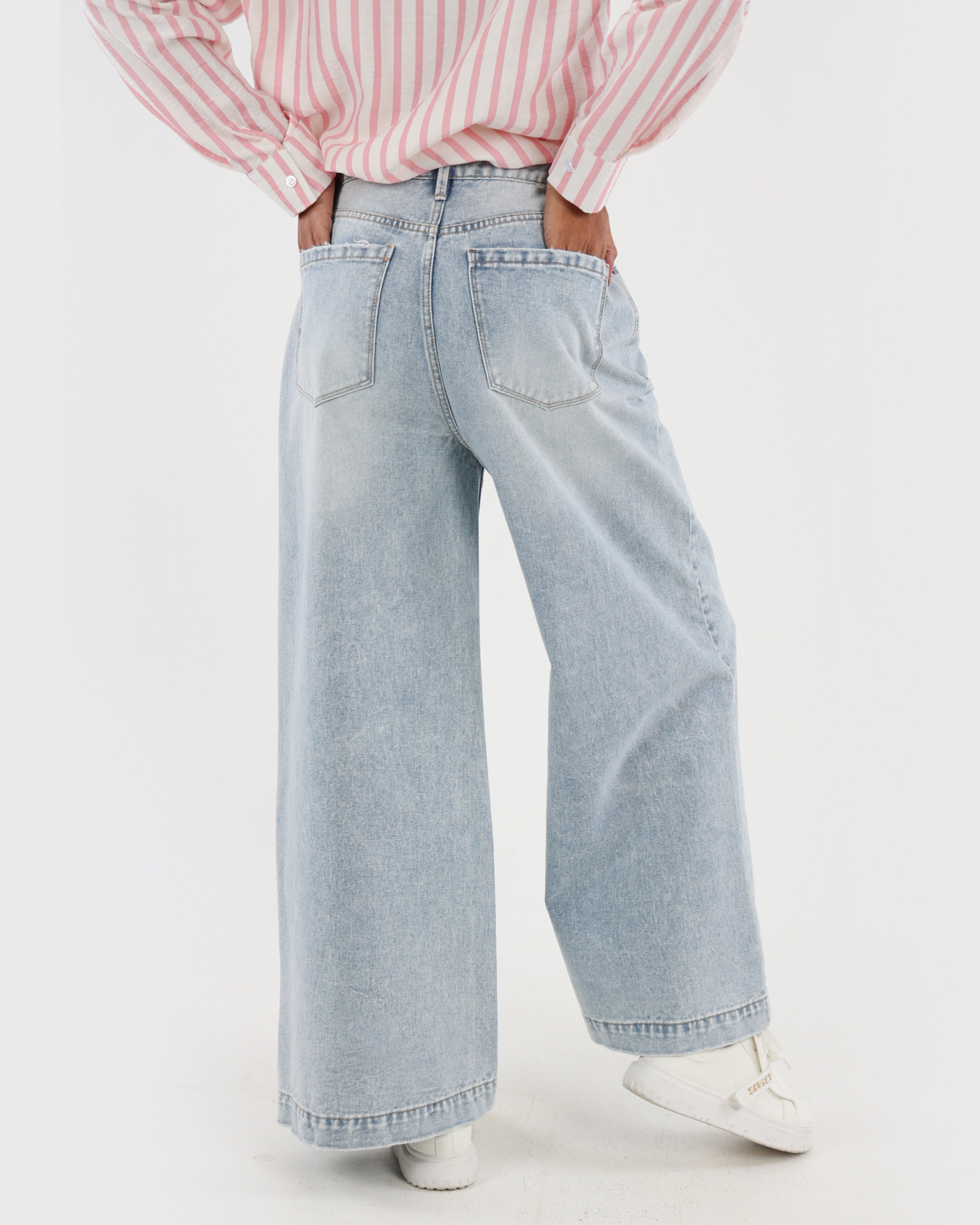 Wide Leg Distressed Denim Jeans