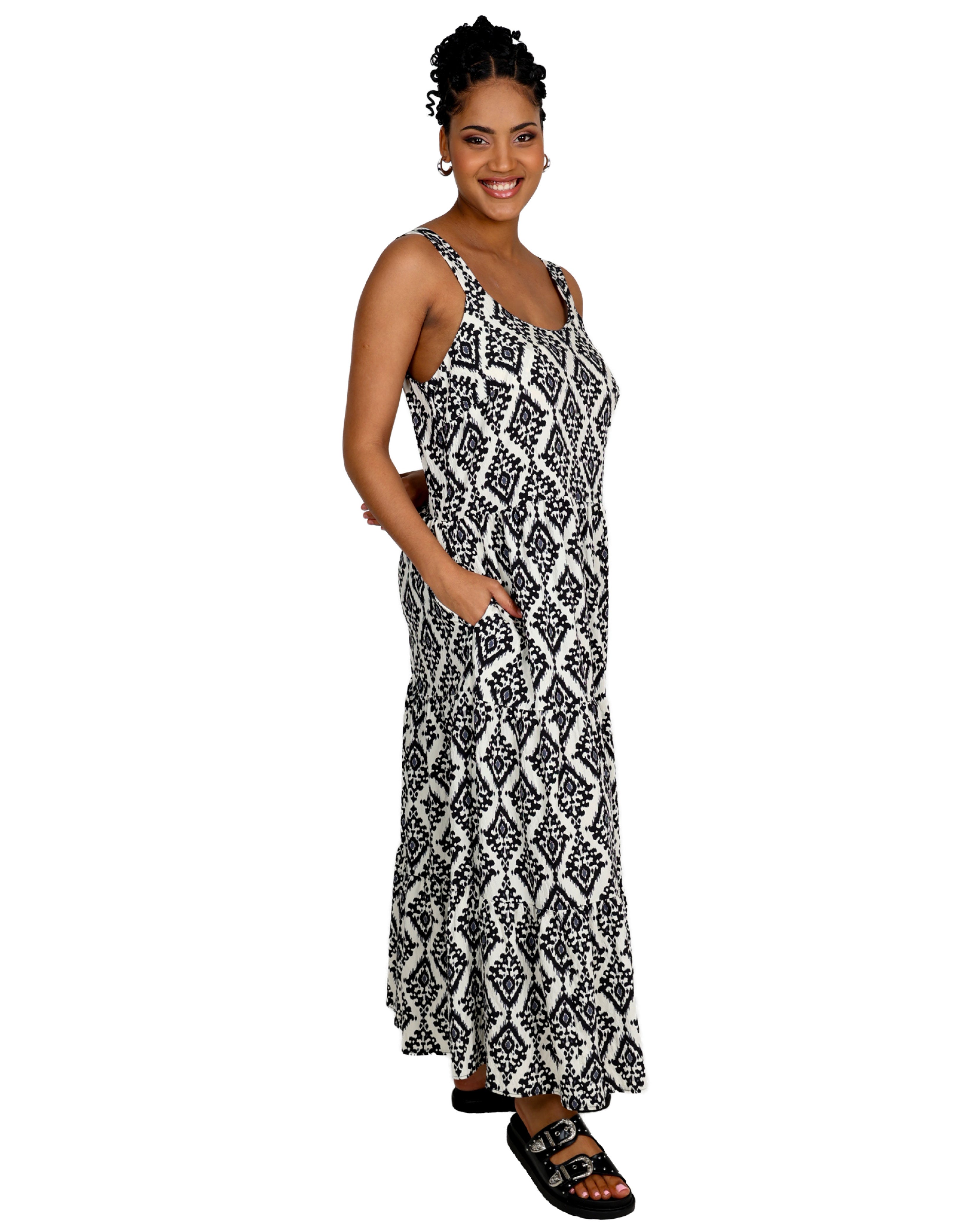 Geometric Print Tiered Maxi Dress
