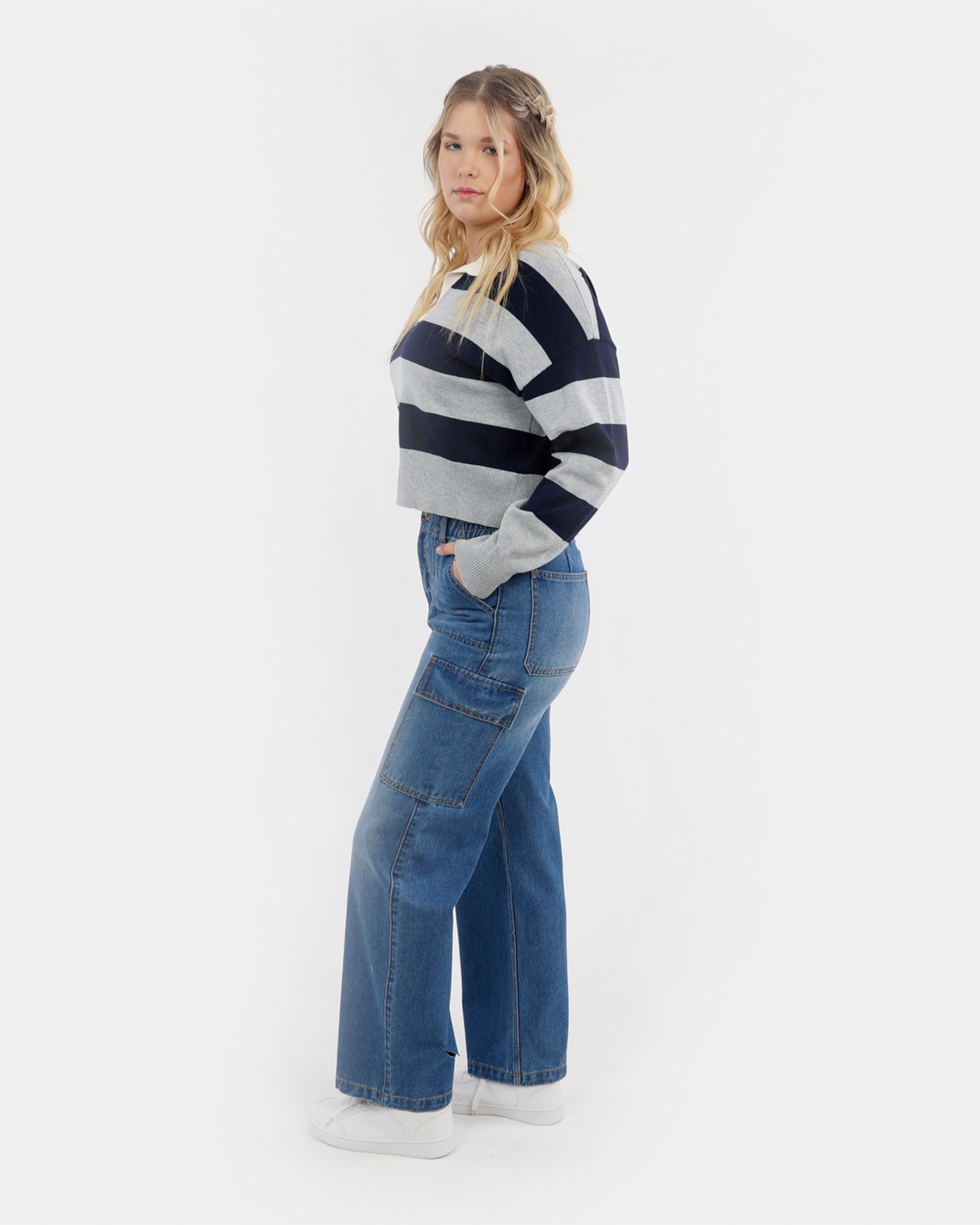Wide Leg Cargo Jeans
