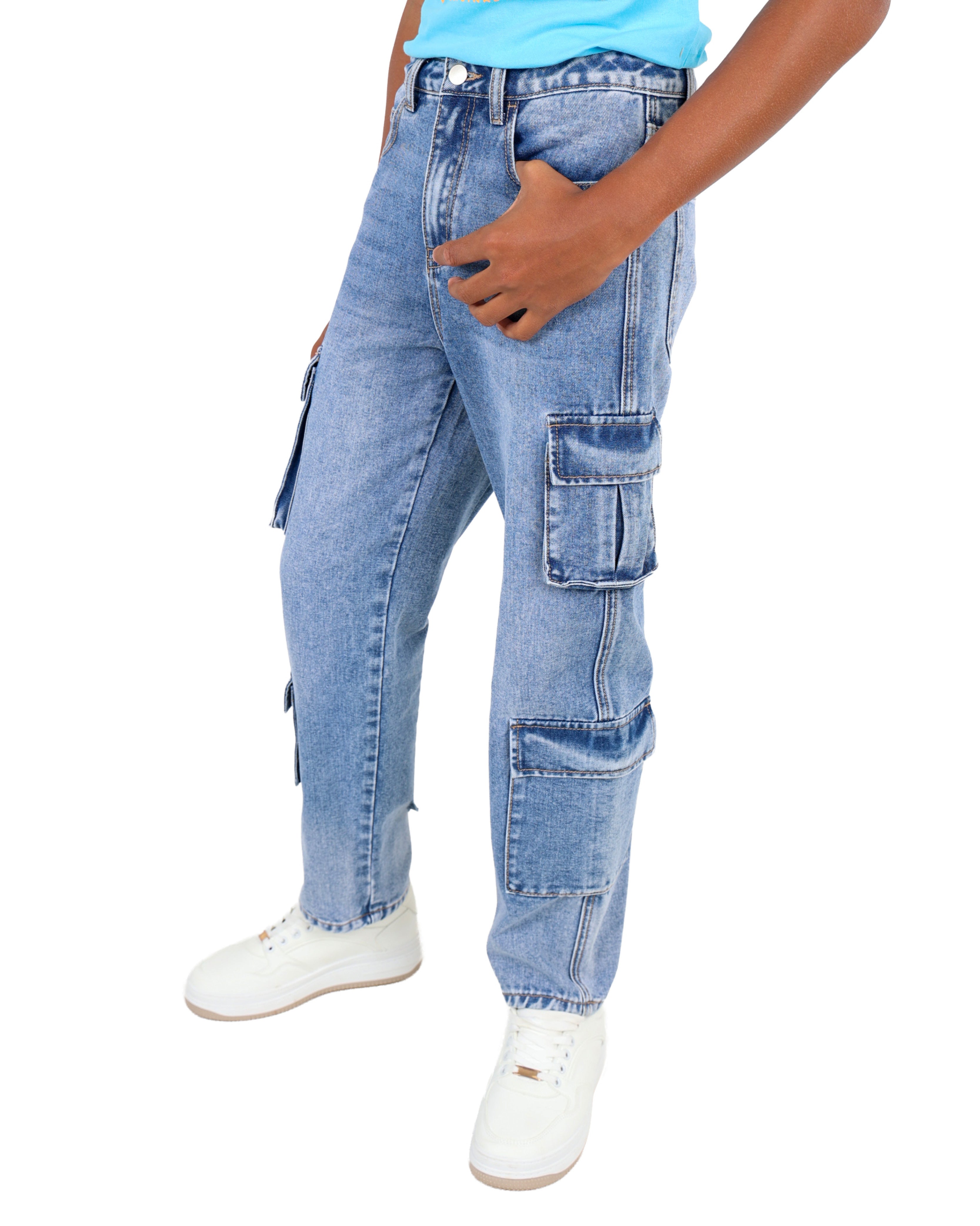 Relaxed Fit Cargo Jeans