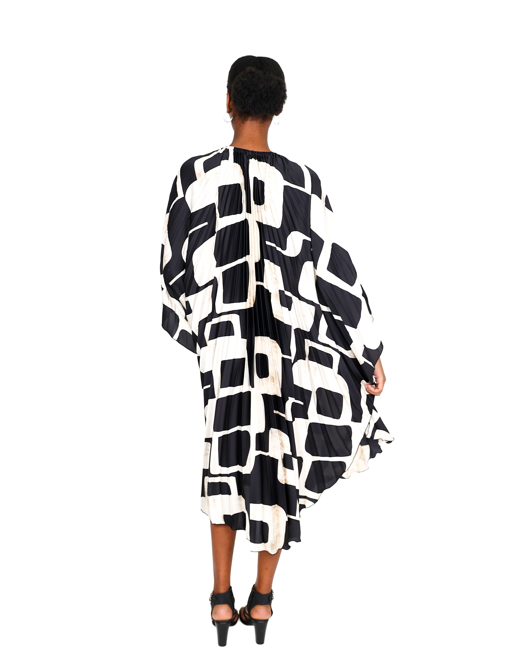 Monochrome Print Pleated Satin Kaftan Dress