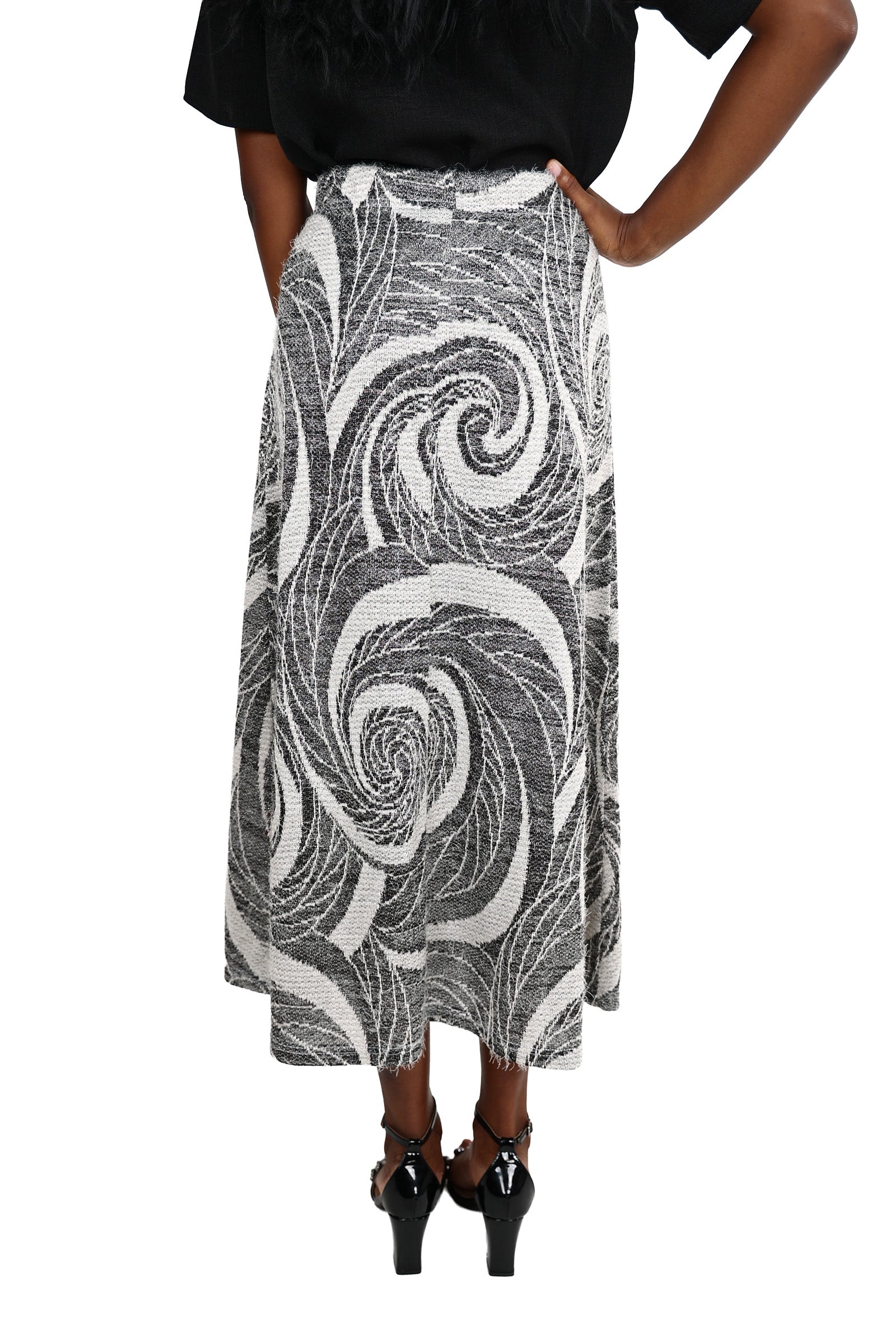 Monochrome Print French Knit Maxi Skirt