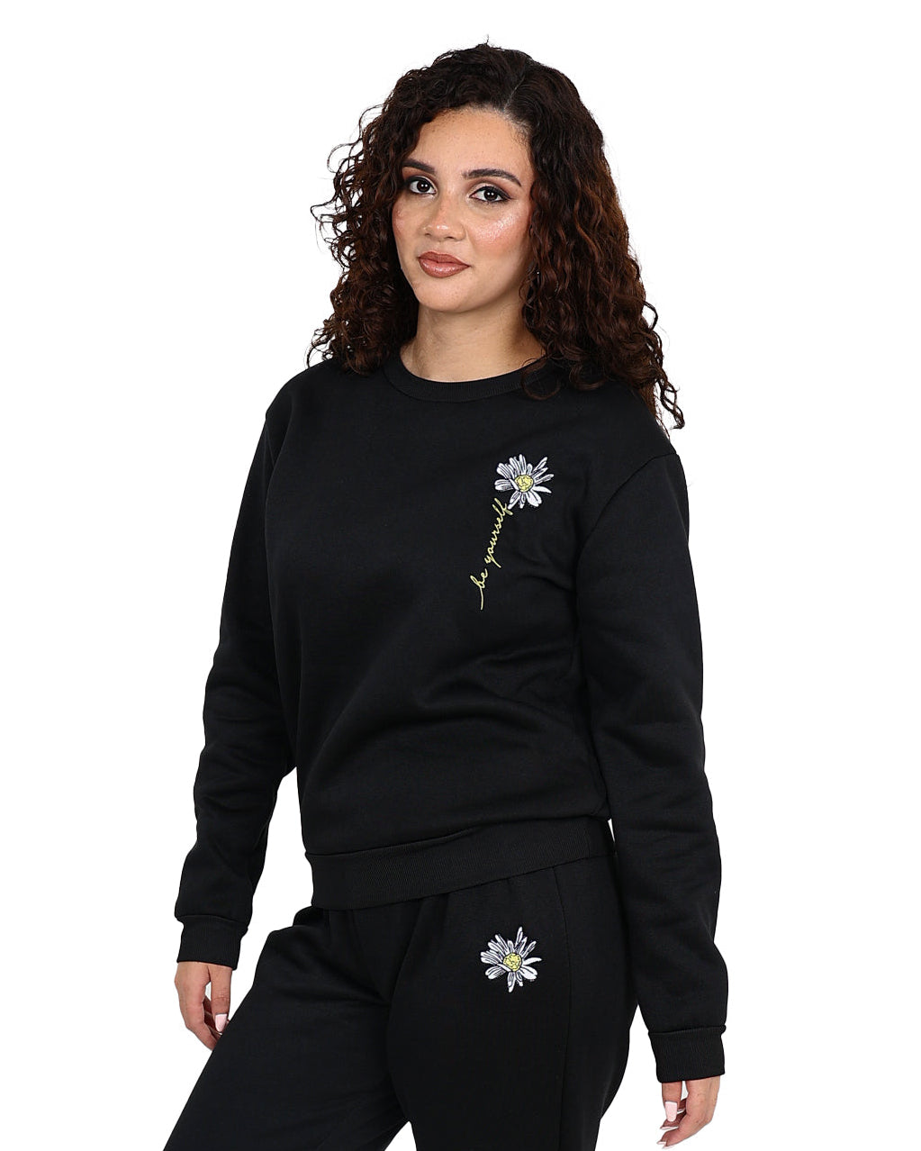 Daisy Embroidered Black Sweatshirt