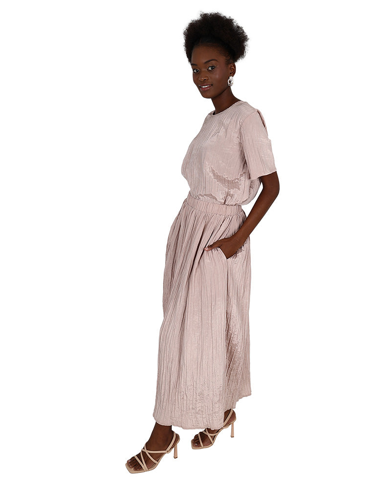 Blush Crinkle Pull-Up Maxi Skirt