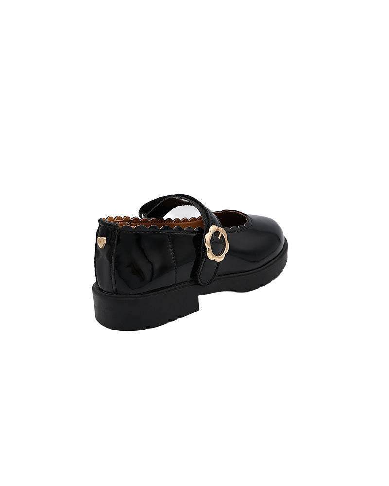 Girls Scallop Detail Boyfriend Shoe