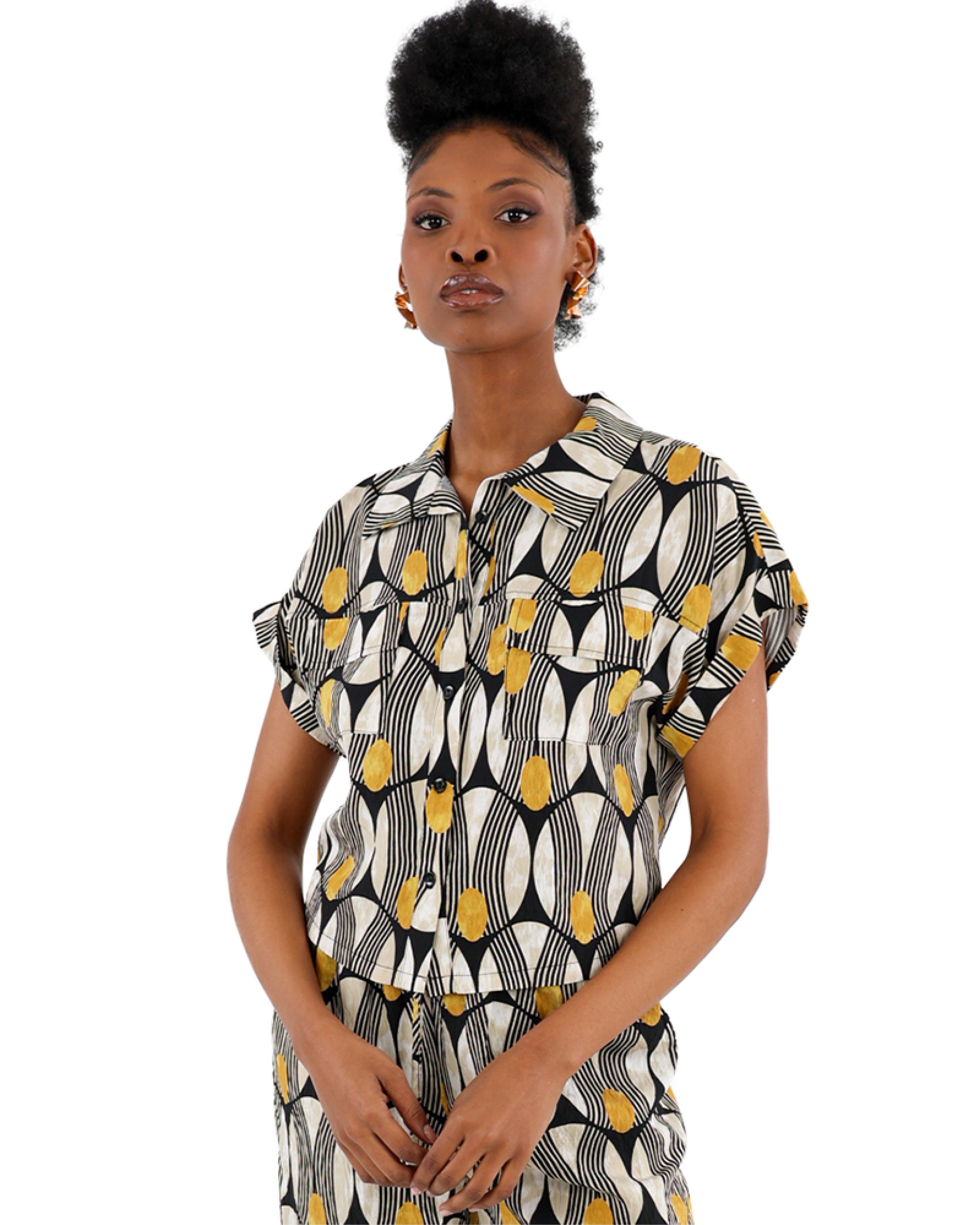 Geometric Print Double Pocket Short Sleeve Shirt