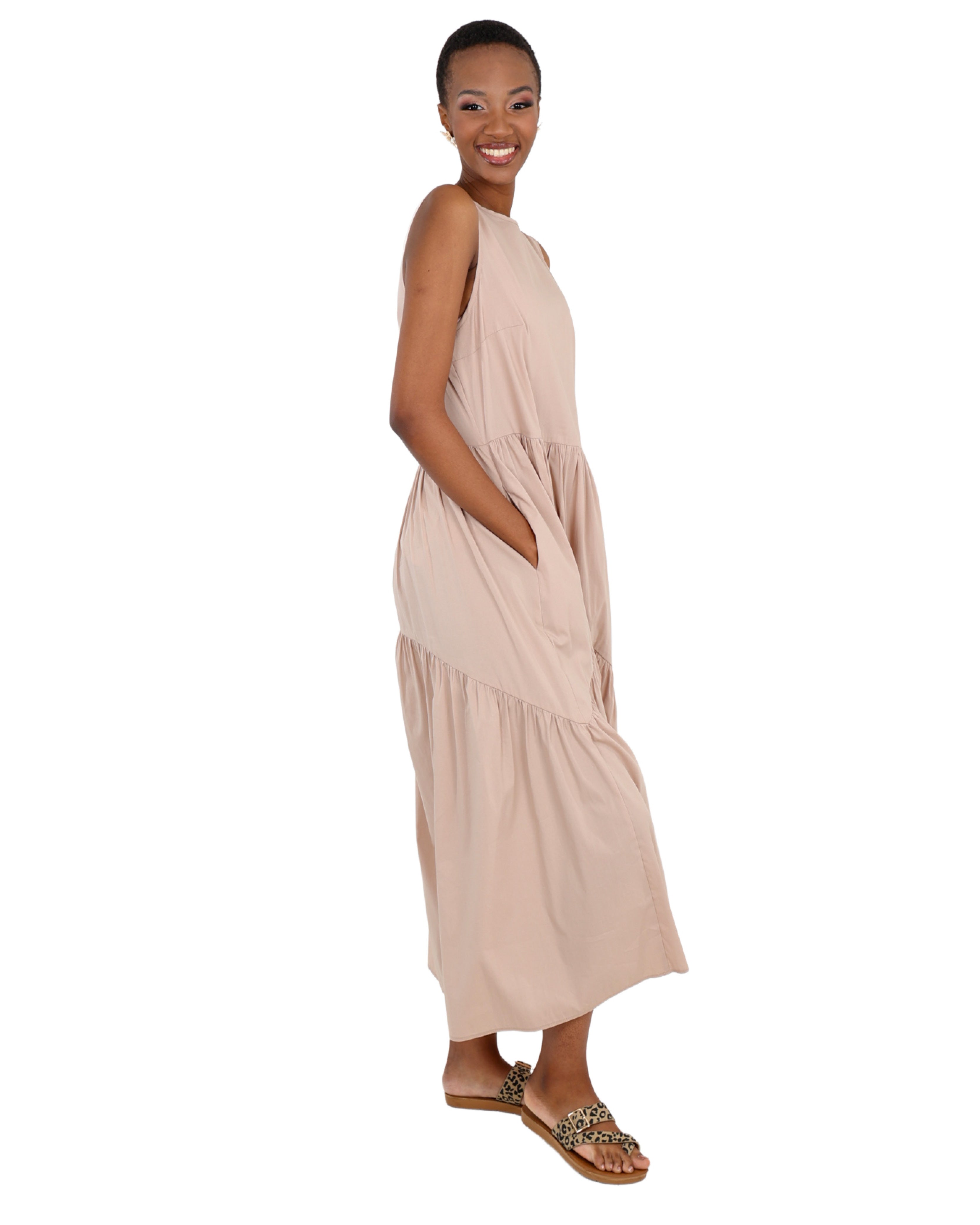 Sleeveless Tiered Maxi Dress