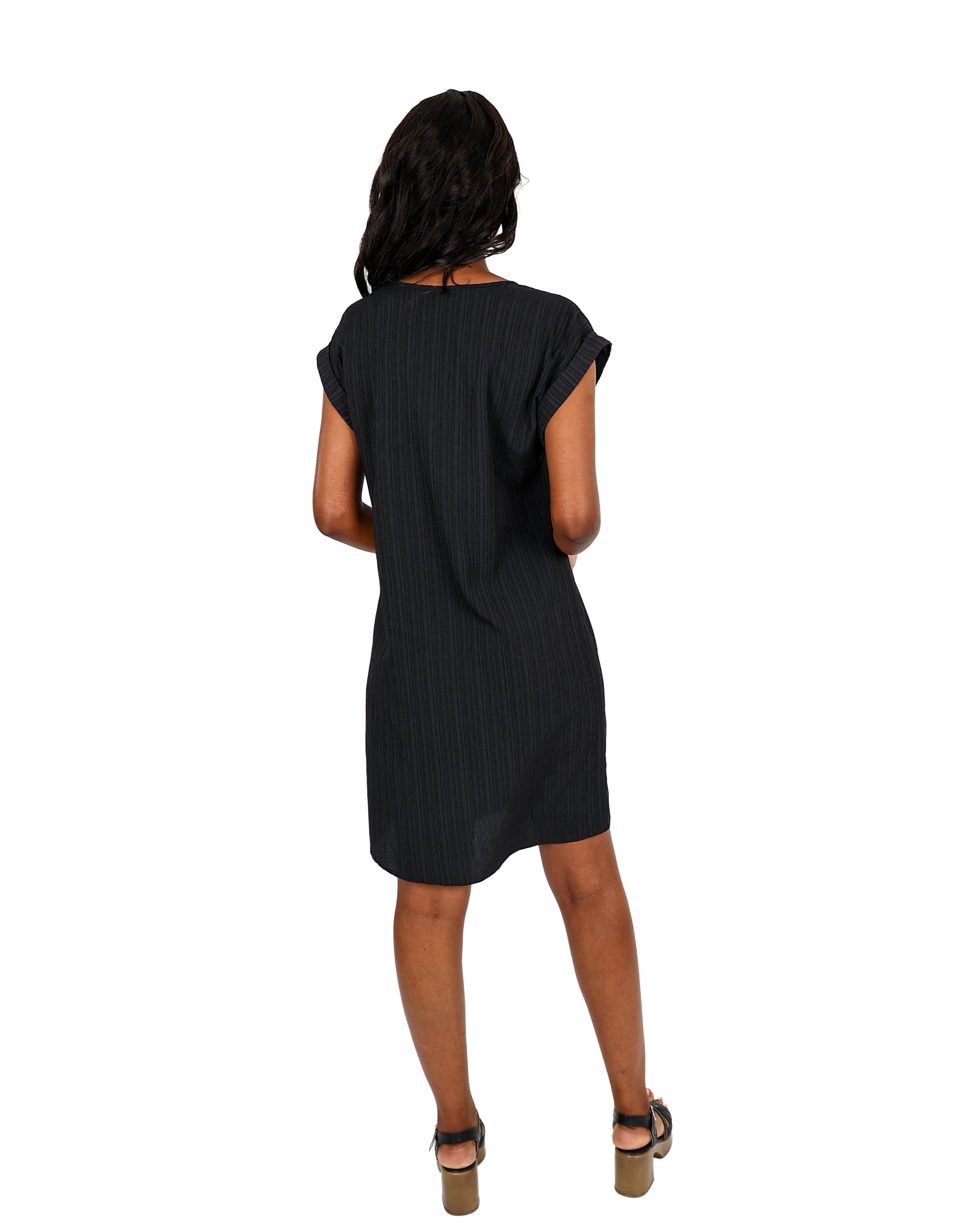 Short Sleeve Black  Crinkle Shift Dress