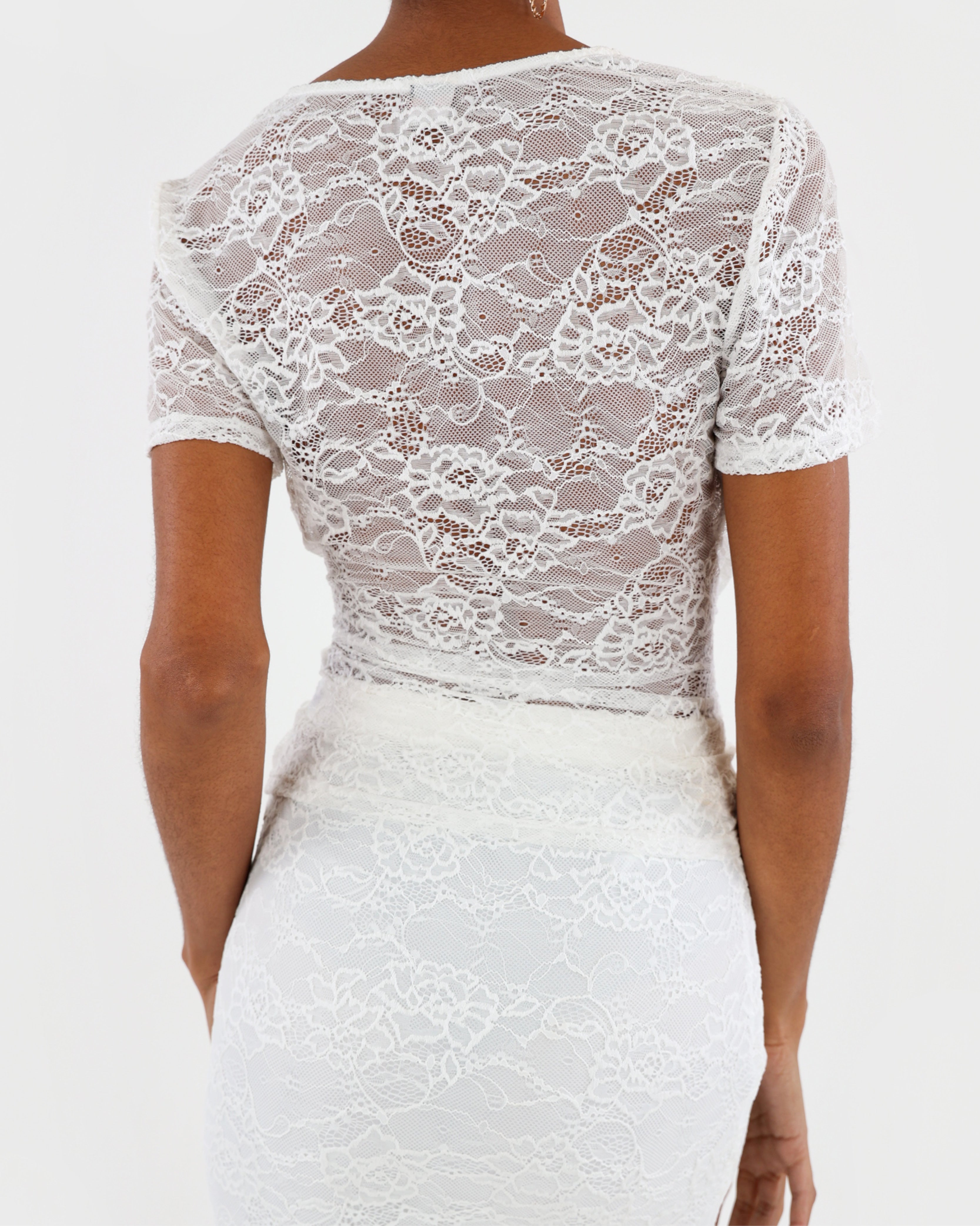 Short Sleeve Stretch Lace Top in Cream