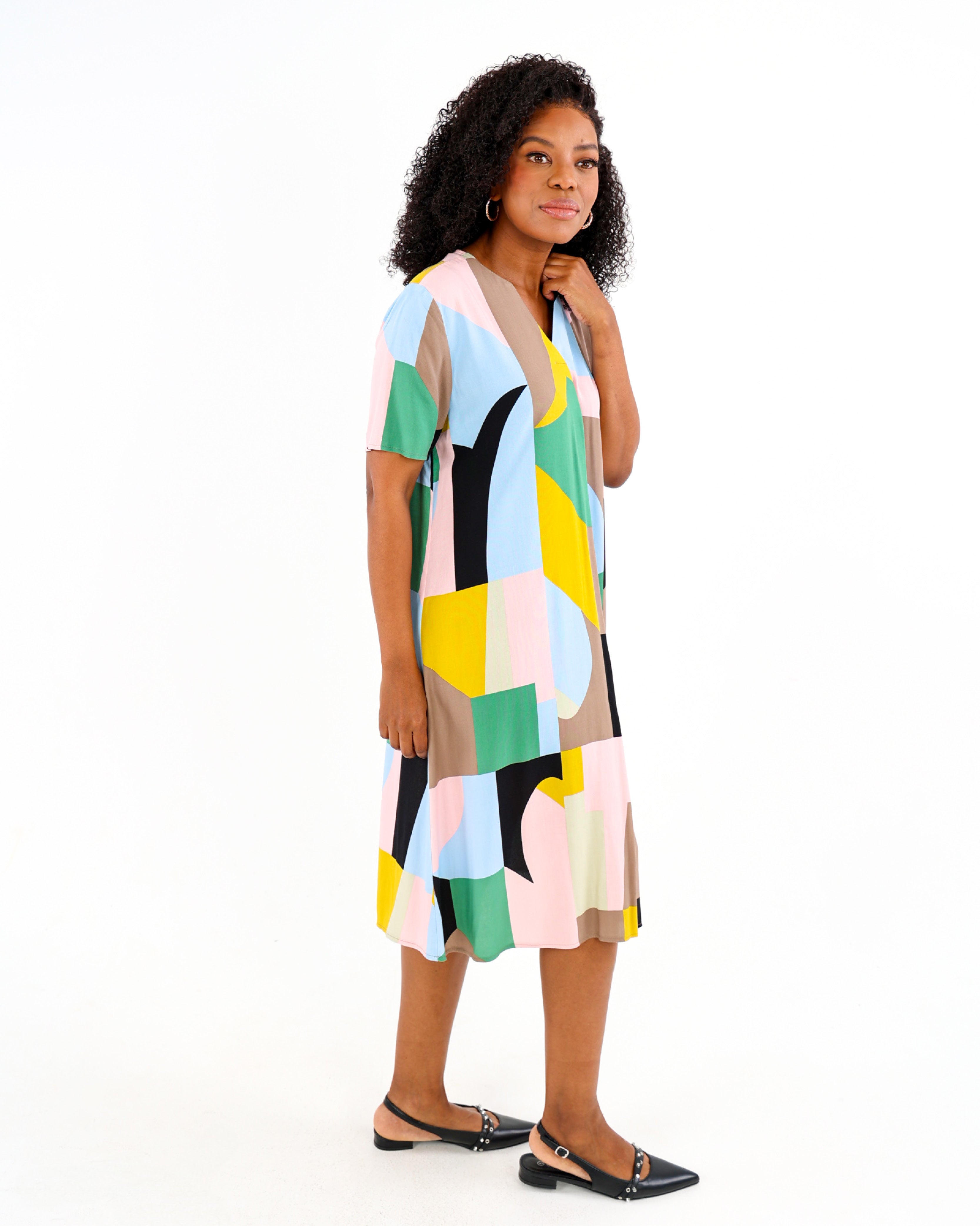 Short Sleeve Geometric Print Shift Dress