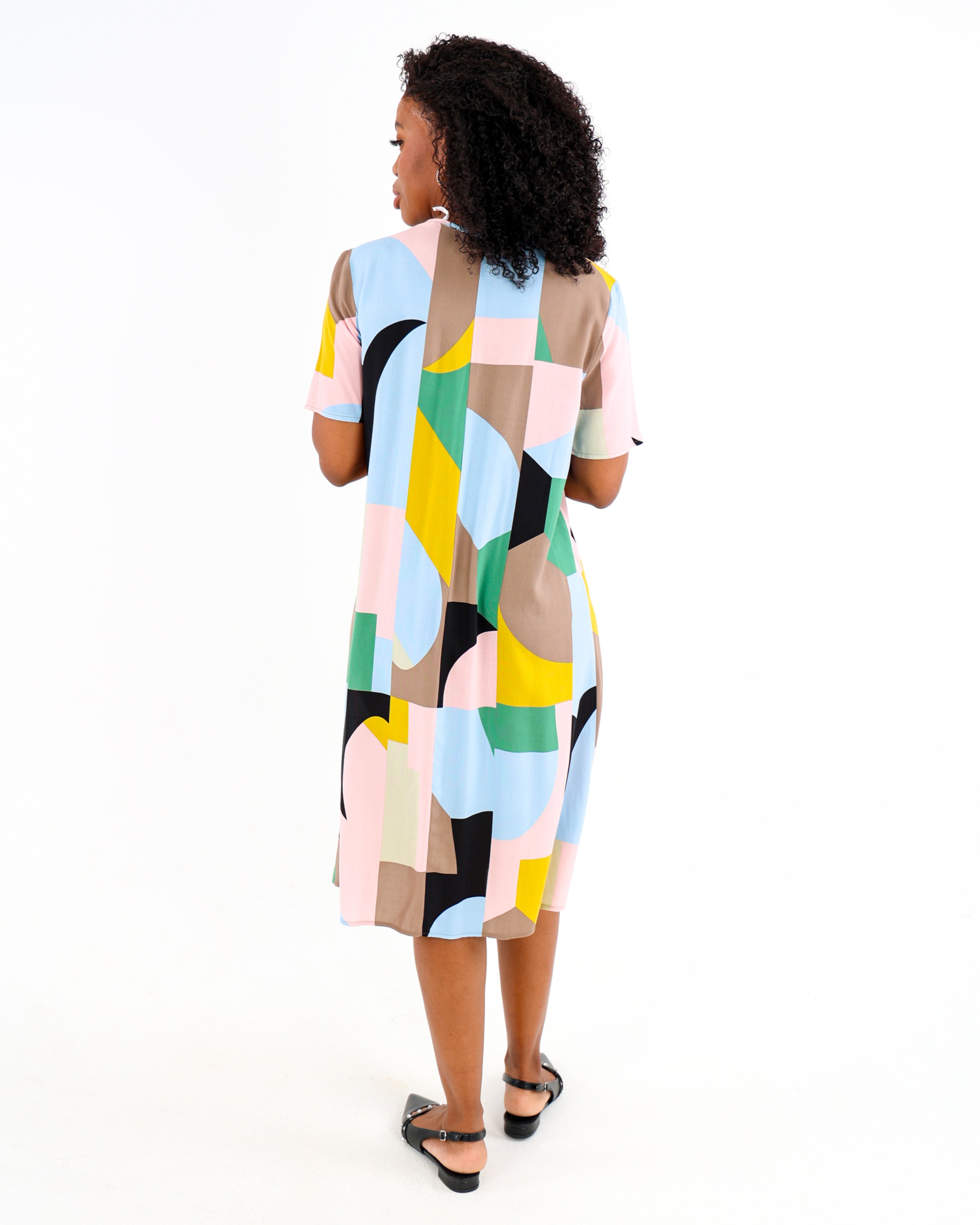 Short Sleeve Geometric Print Shift Dress