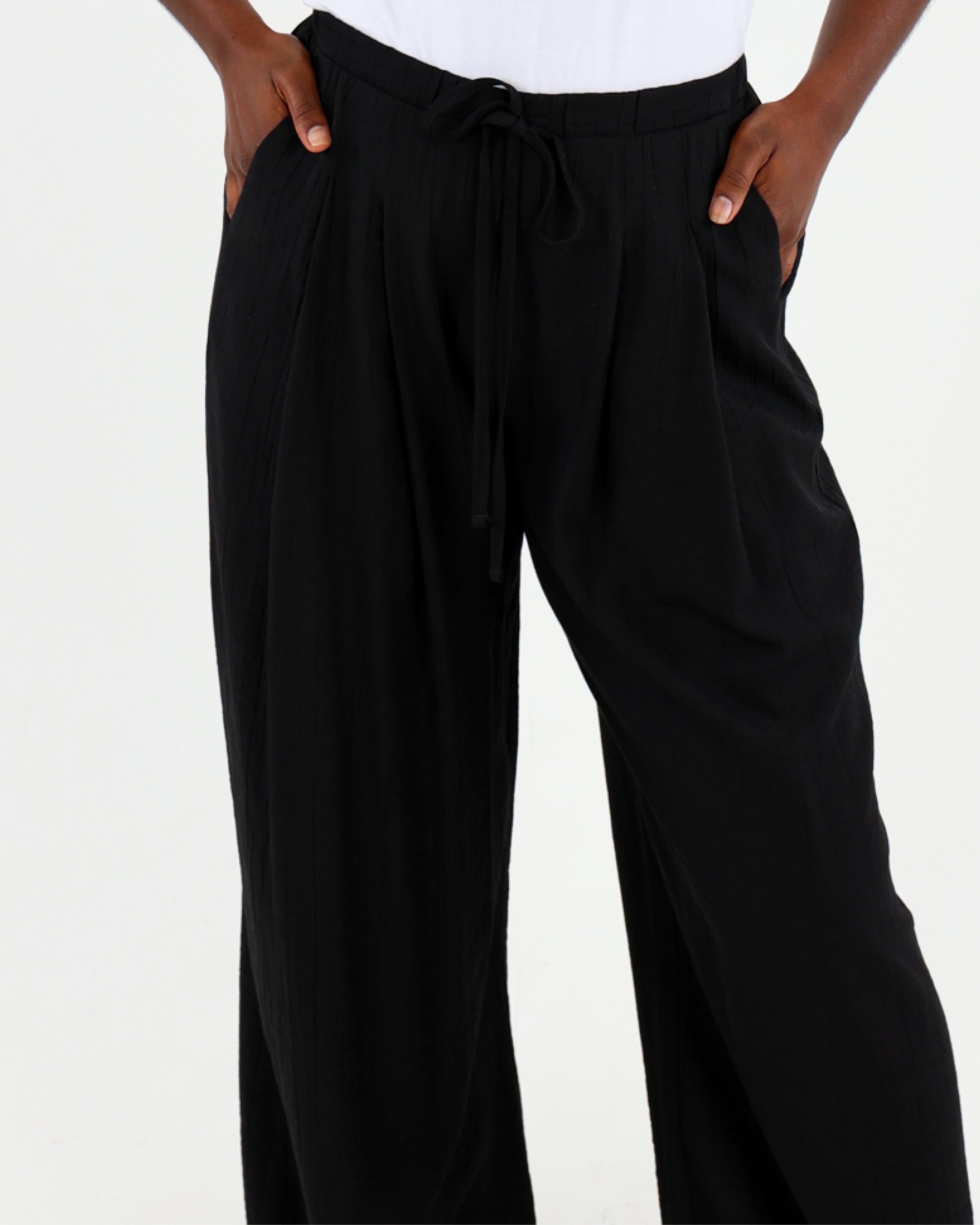 Black Relaxed Fit Wide Leg Pull On Pants