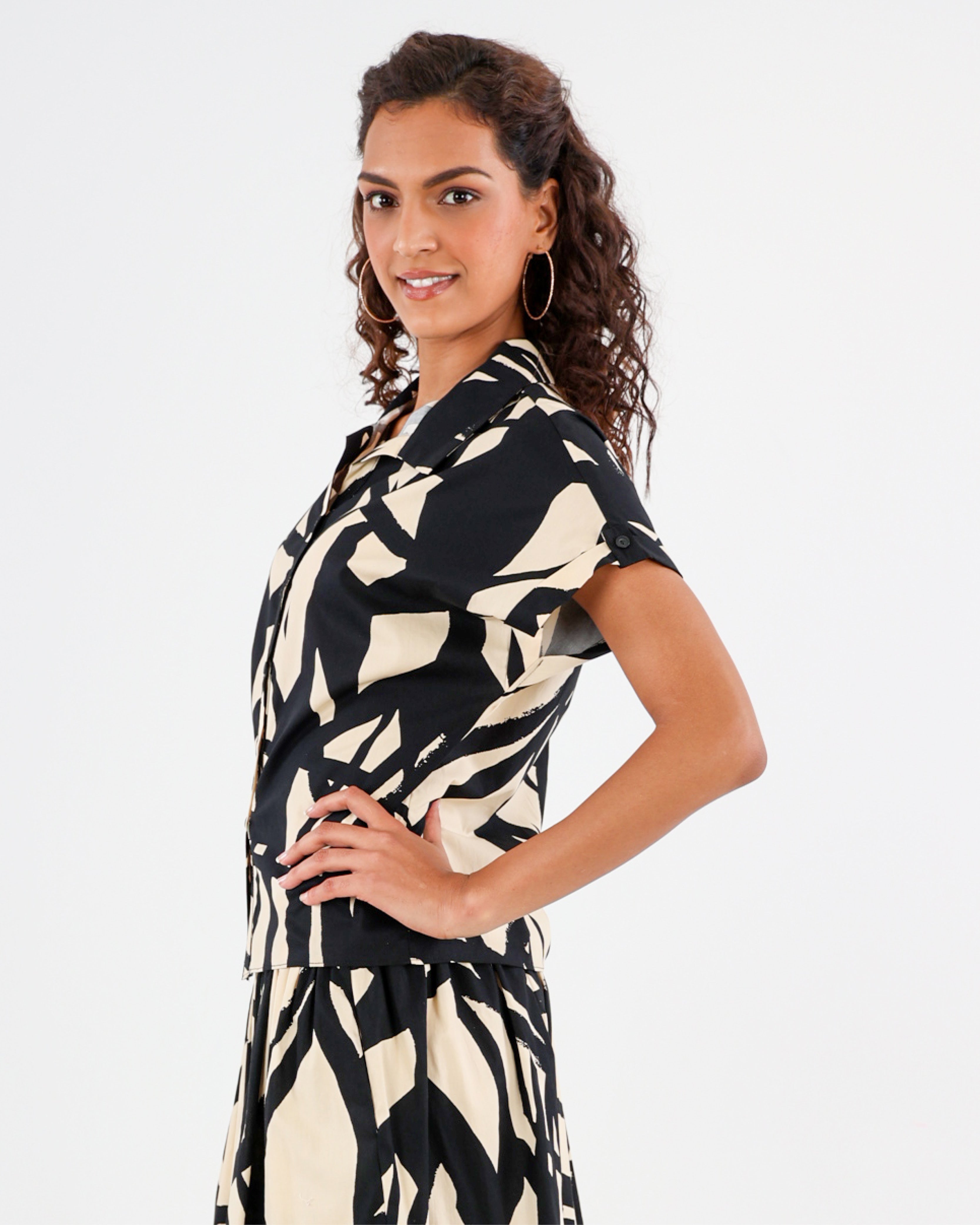 Short Sleeve Abstract Print Shirt