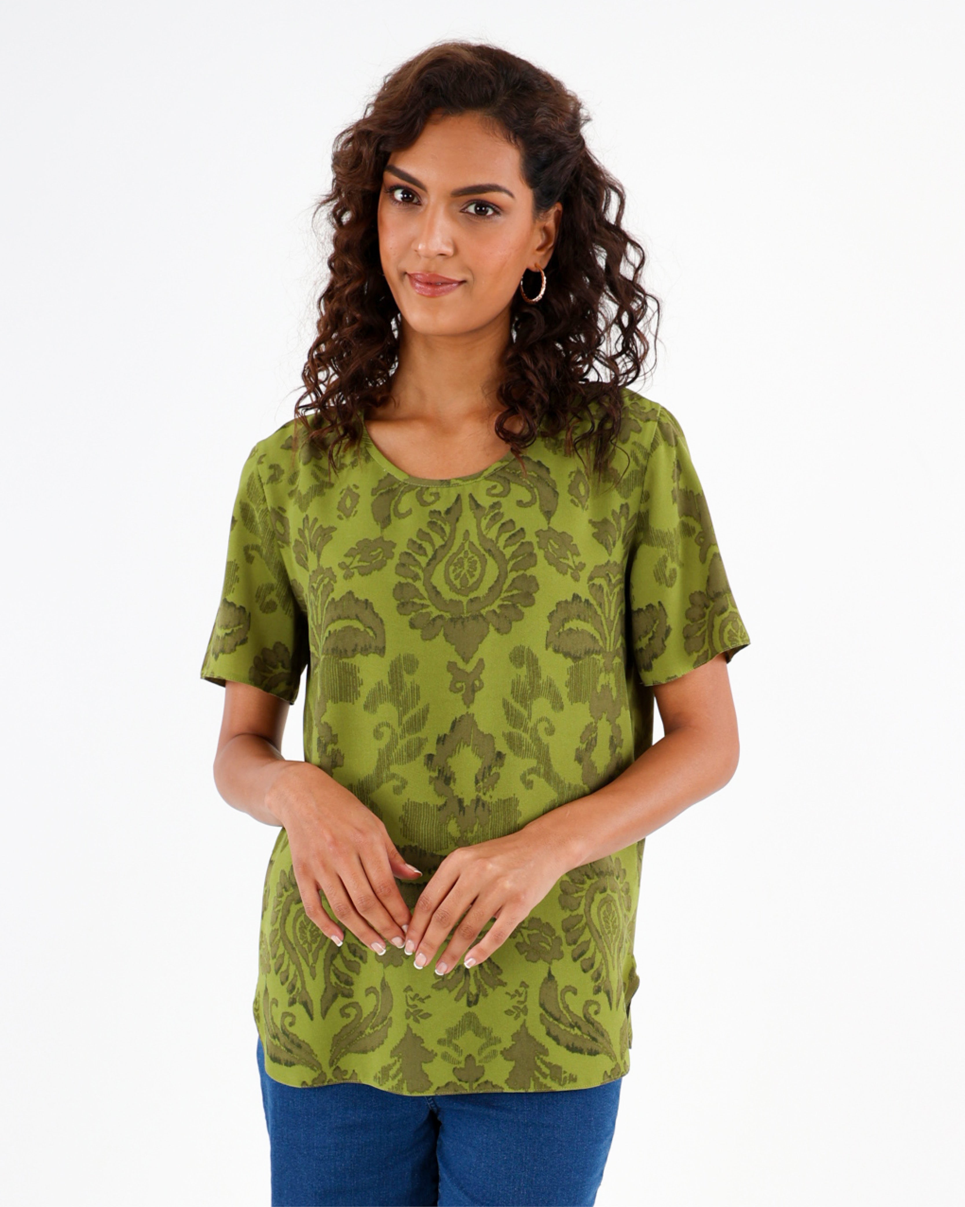 Short Sleeve Curved Hem Leaf Print Blouse