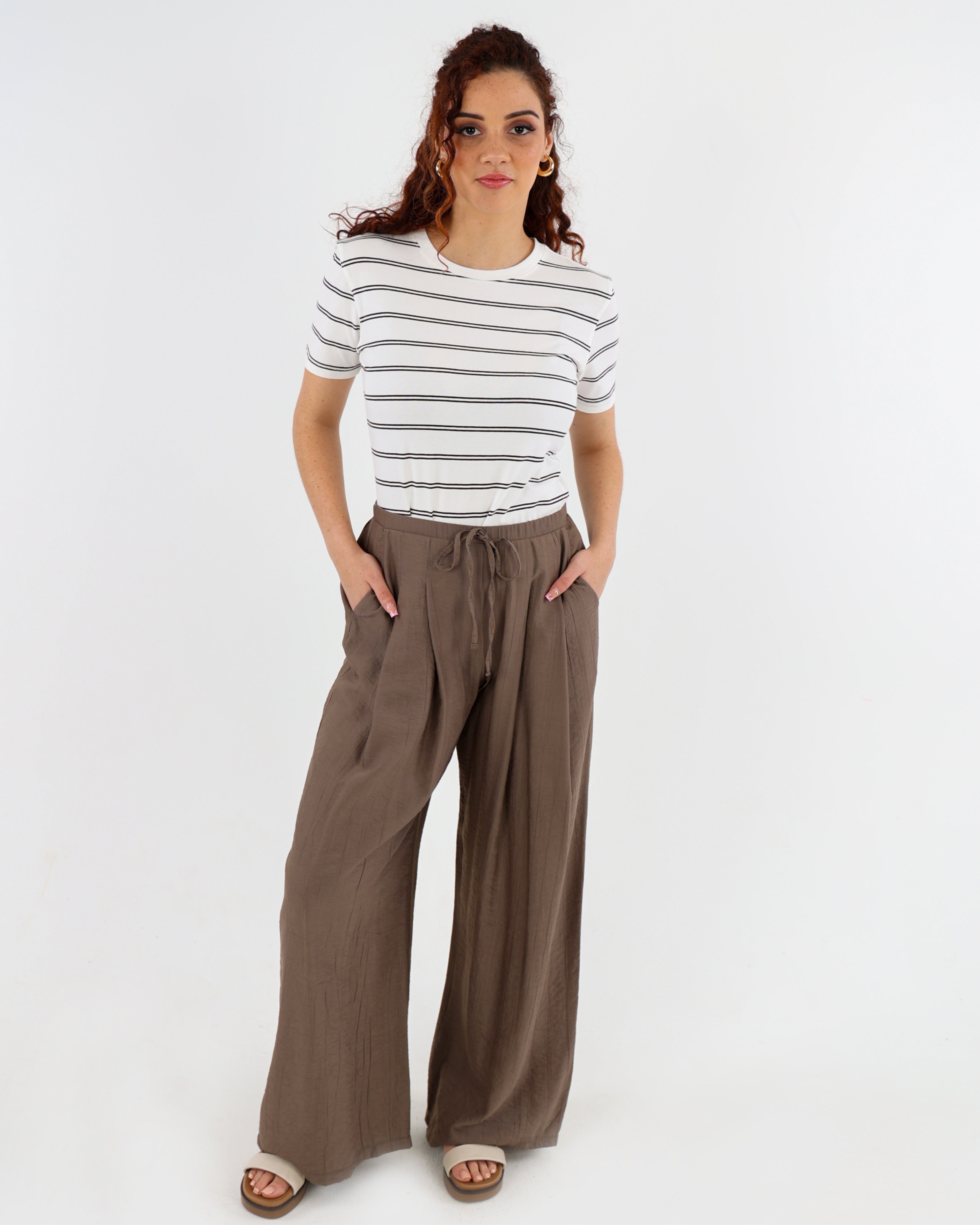 Relaxed Fit Wide Leg Pull On Pants