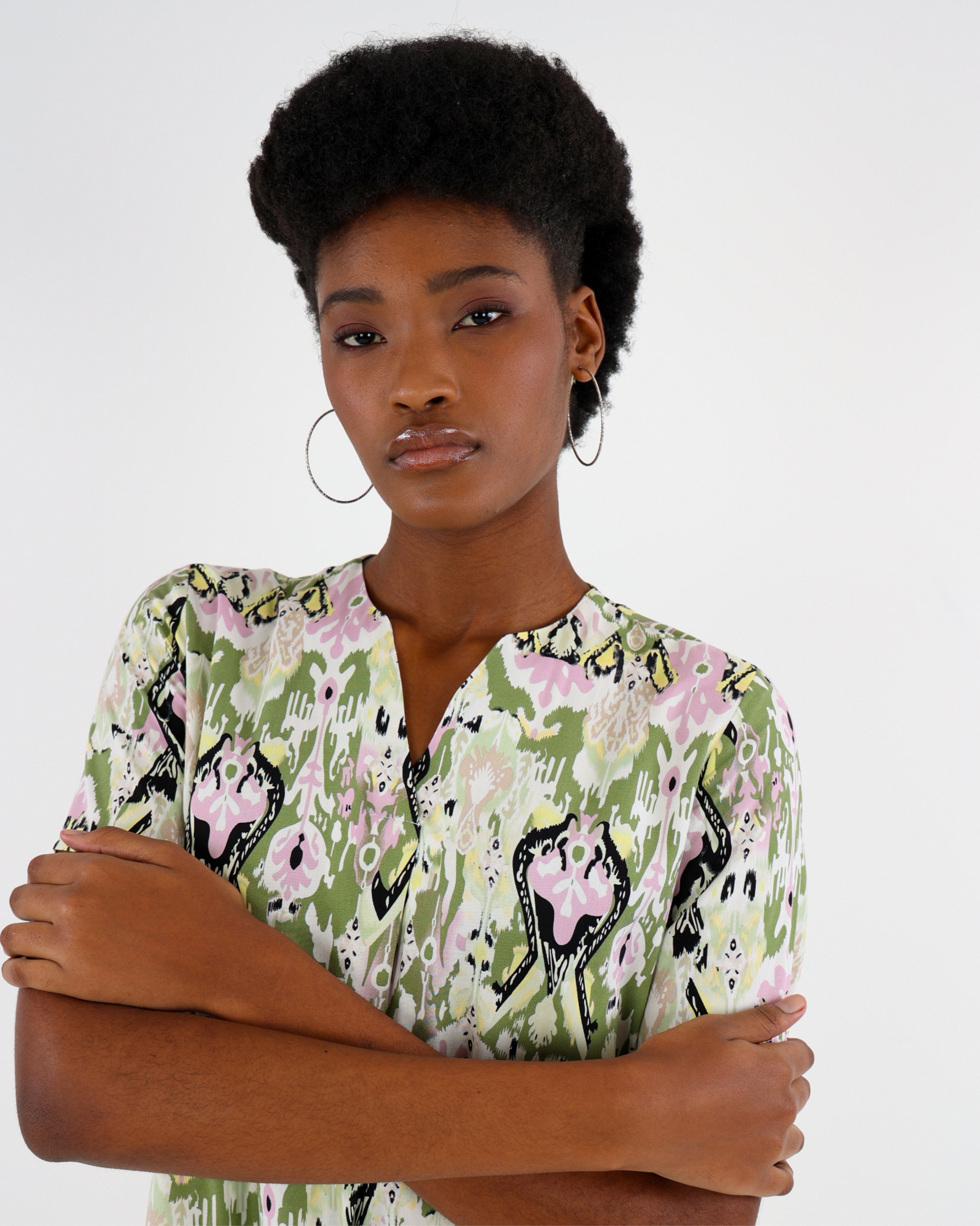 Short Sleeve Paisley Print Shift Dress