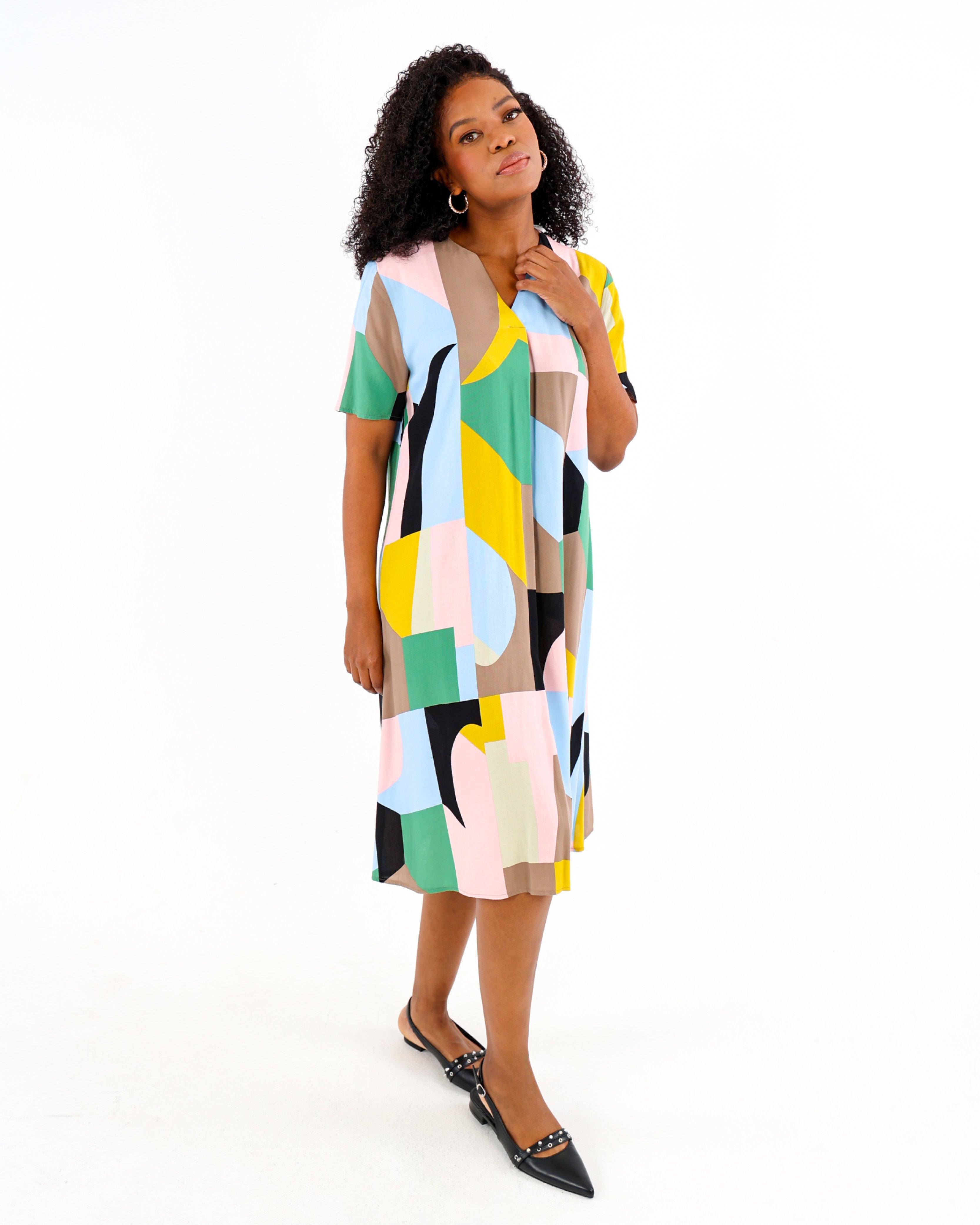 Short Sleeve Geometric Print Shift Dress