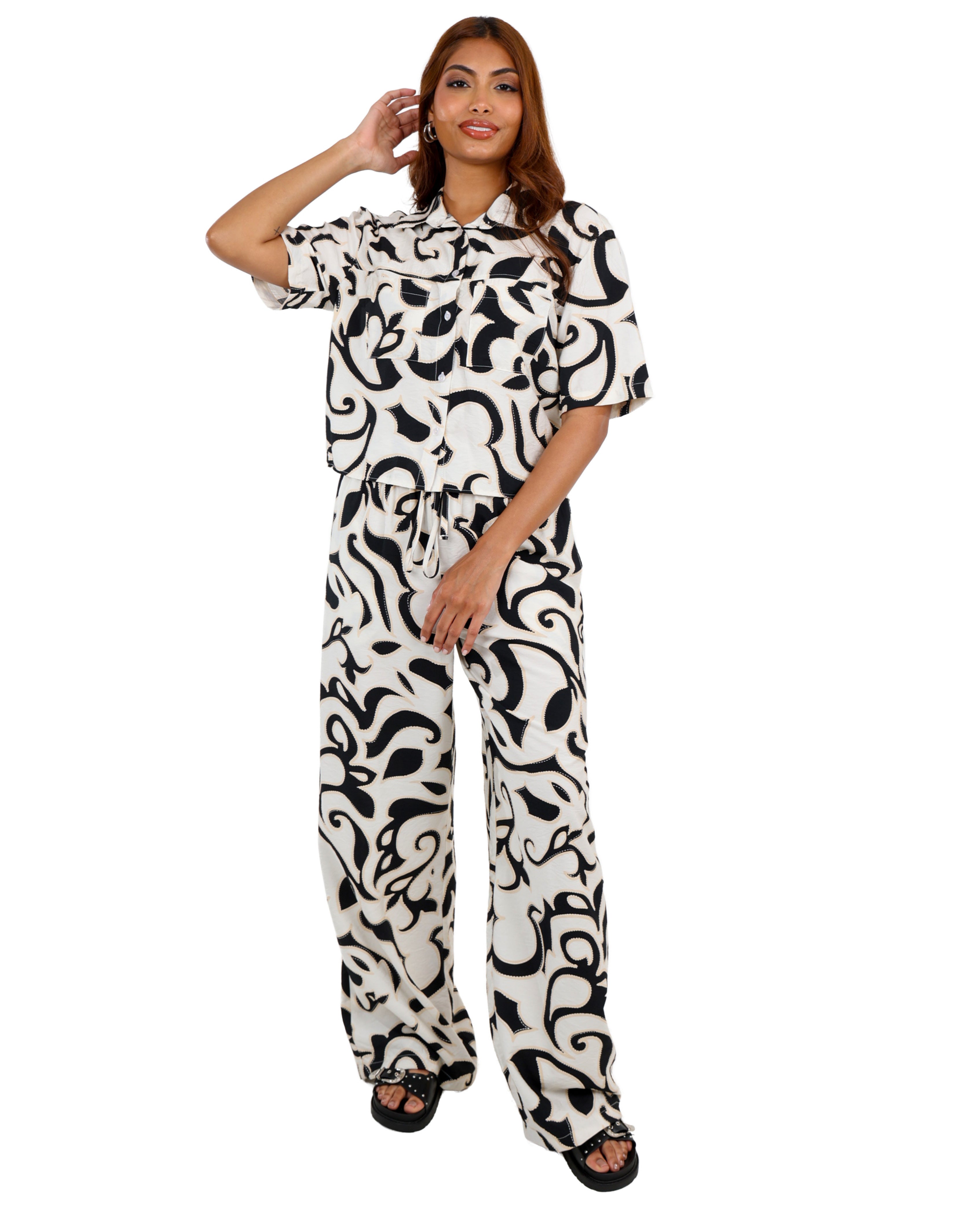 Monochrome Print Short Sleeve Cropped Shirt