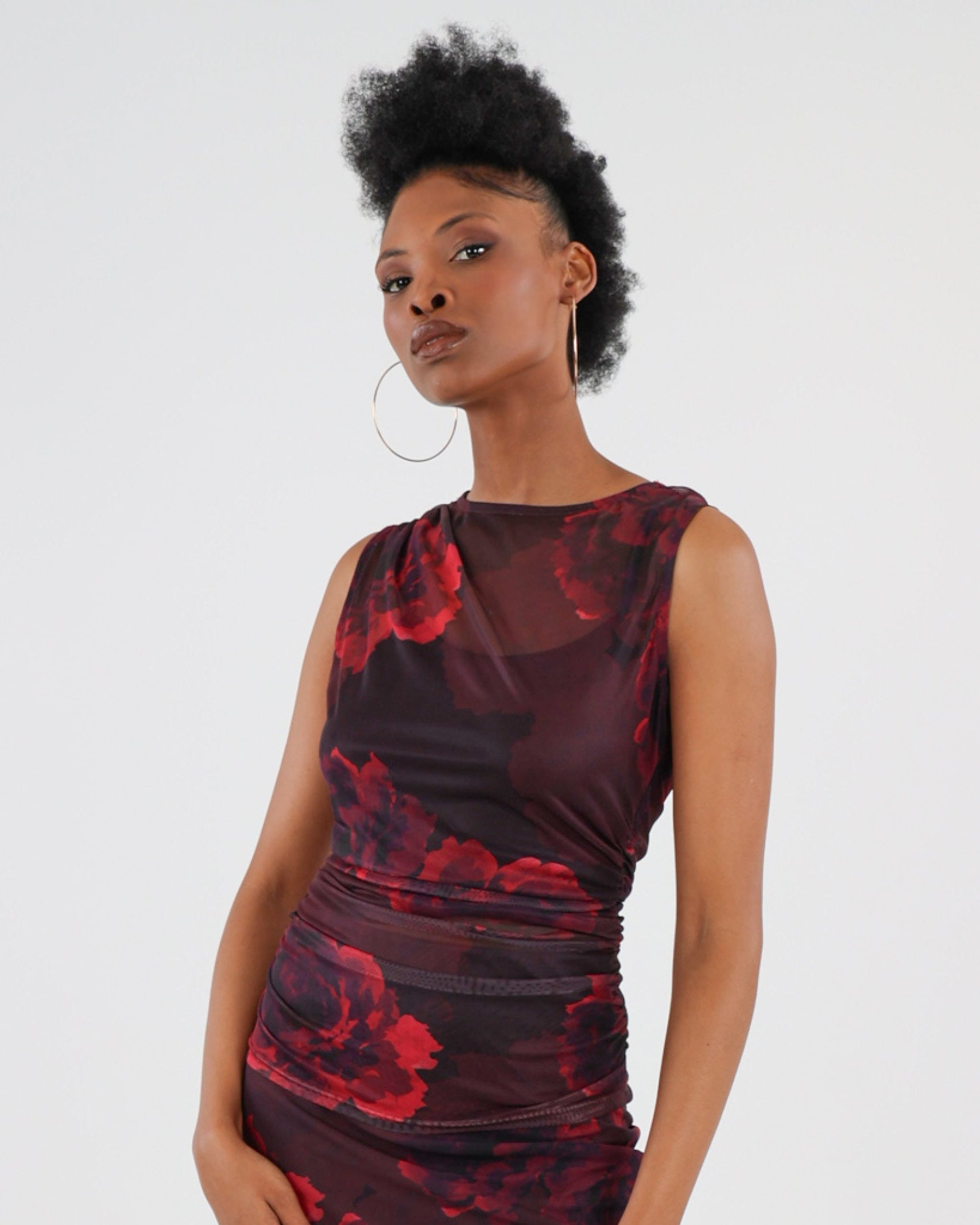 Sleeveless Side Ruched Mesh Floral Top