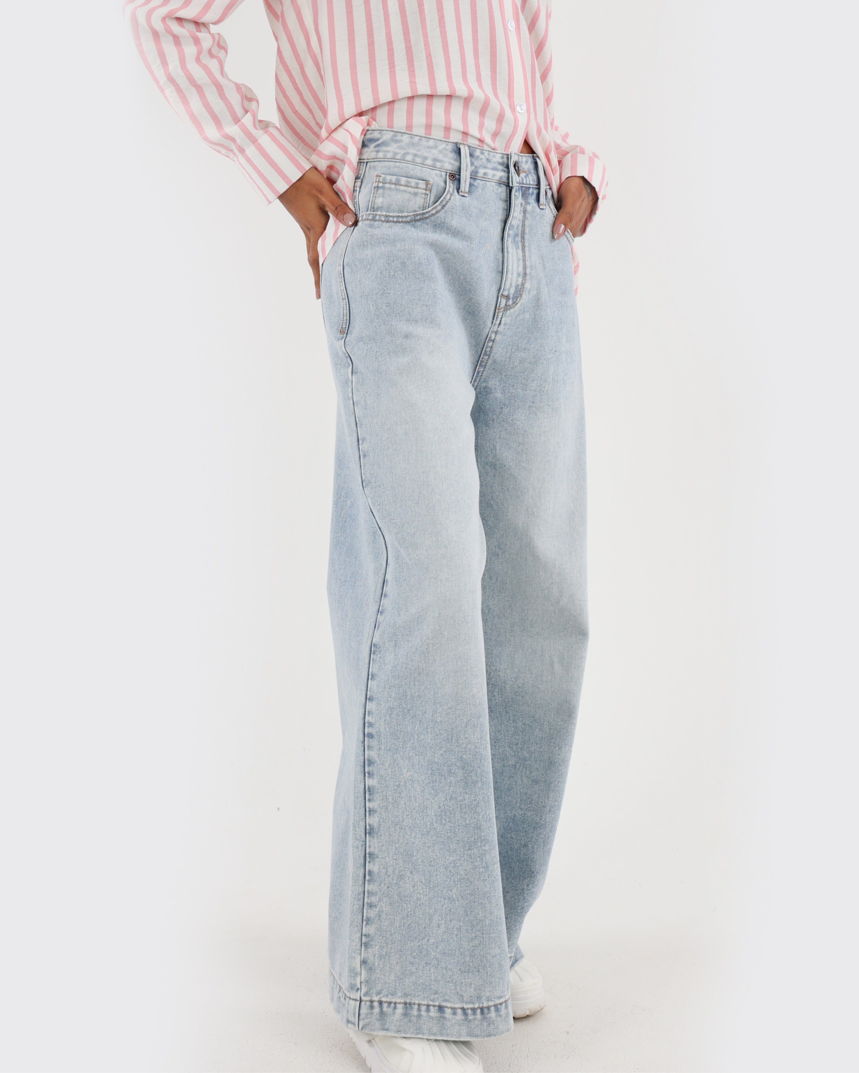 Wide Leg Distressed Denim Jeans