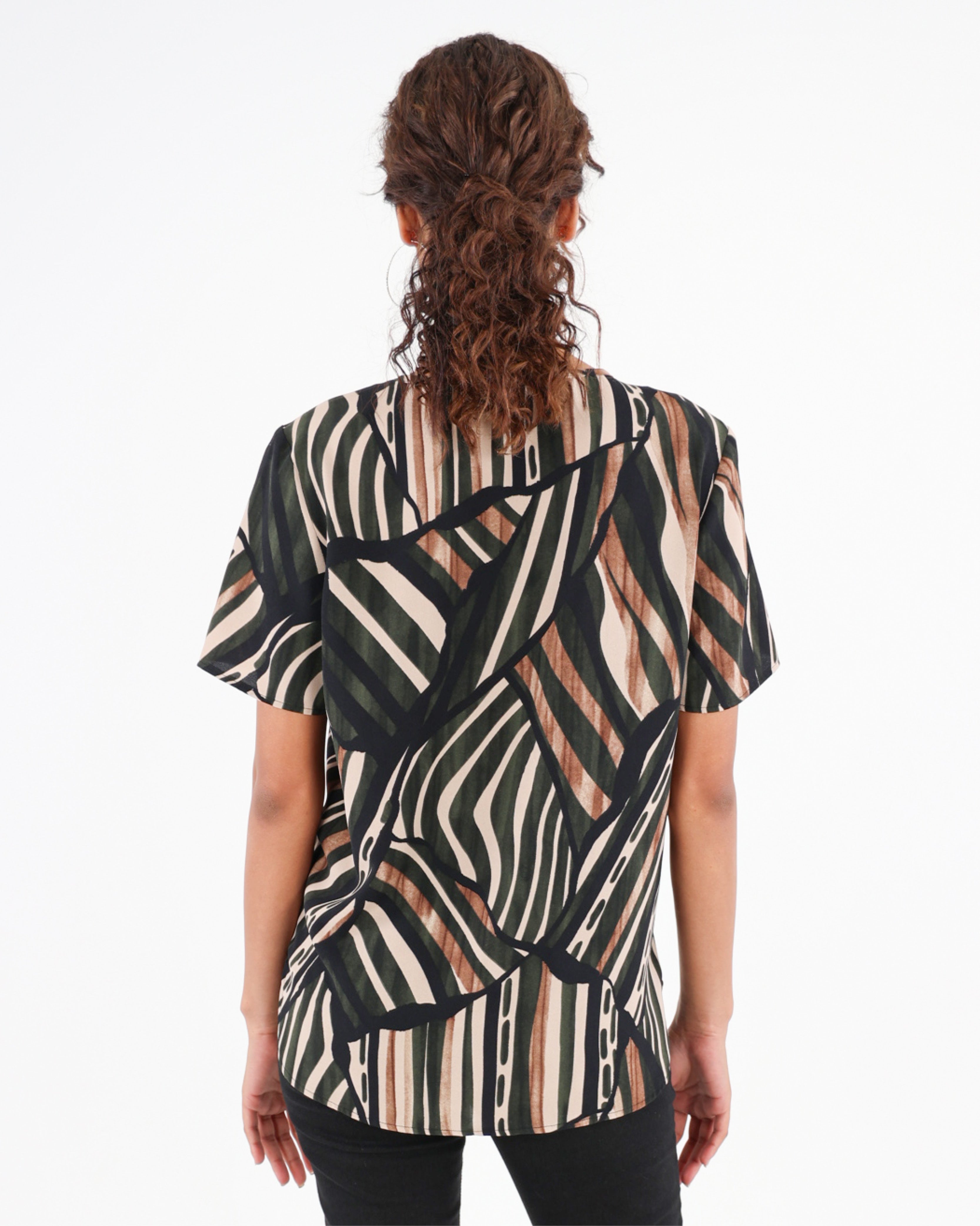Short Sleeve Geometric Print Blouse
