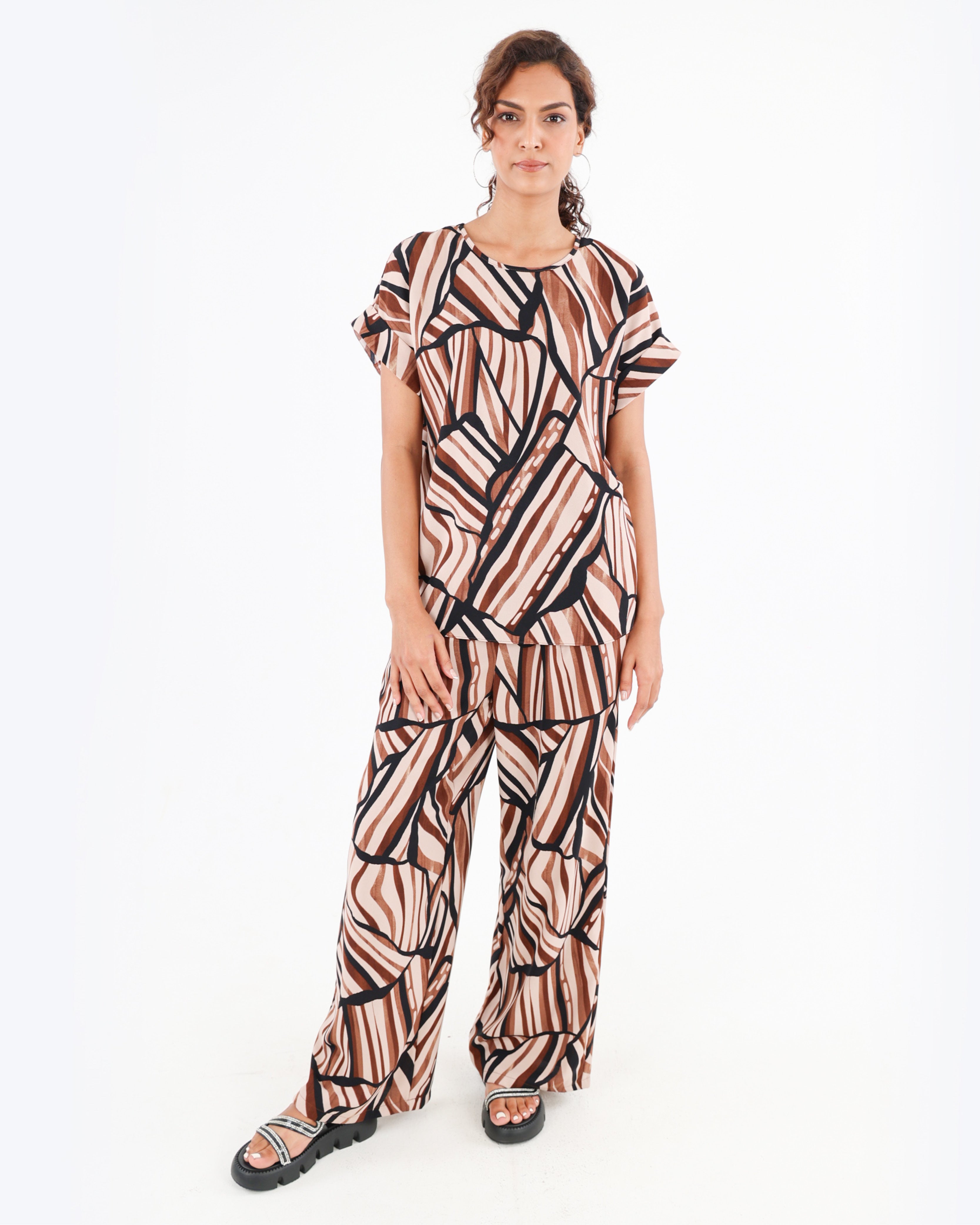 Short Turn Up Sleeve Geometric Print Blouse