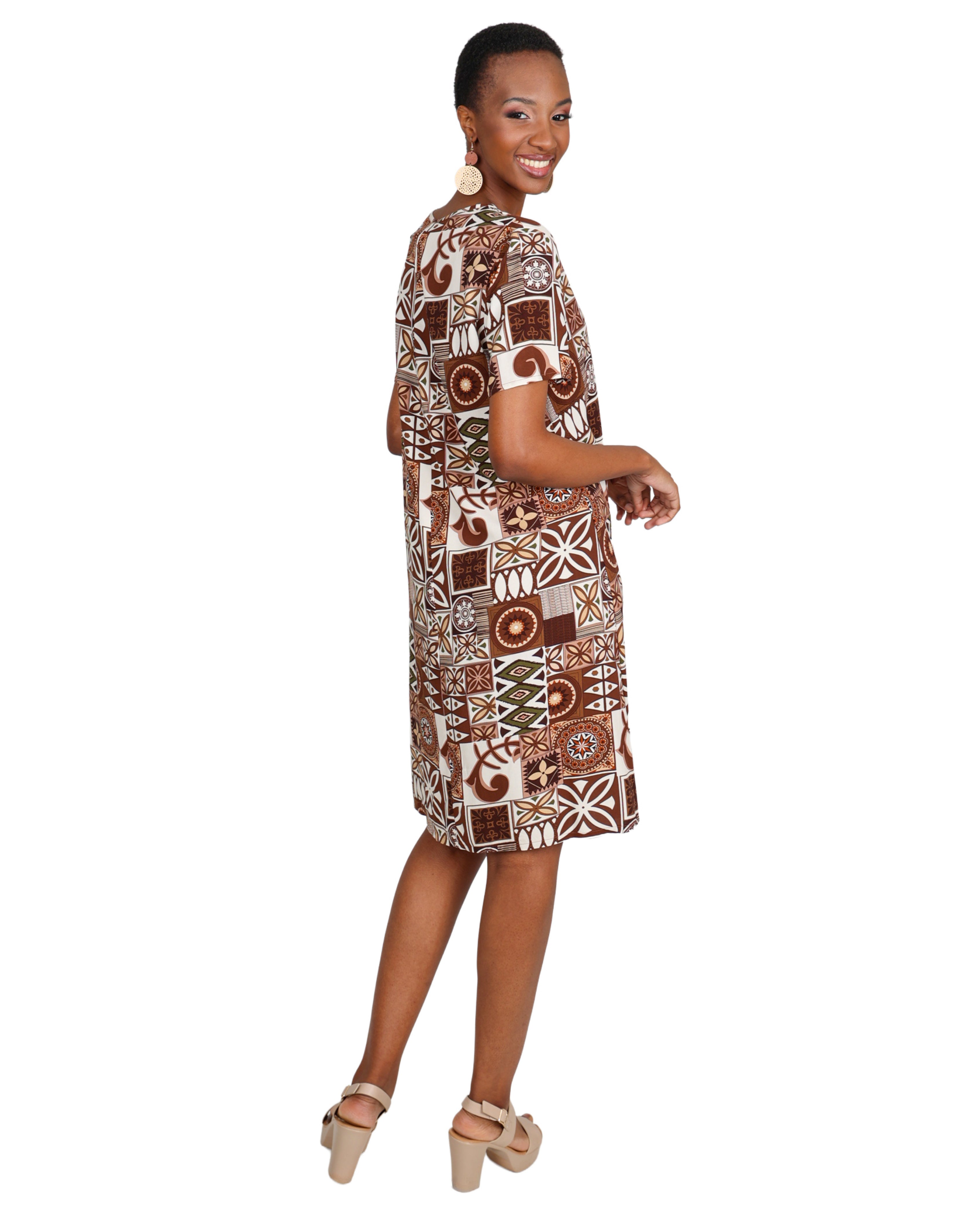 Short Sleeve Tile Print Shift Dress