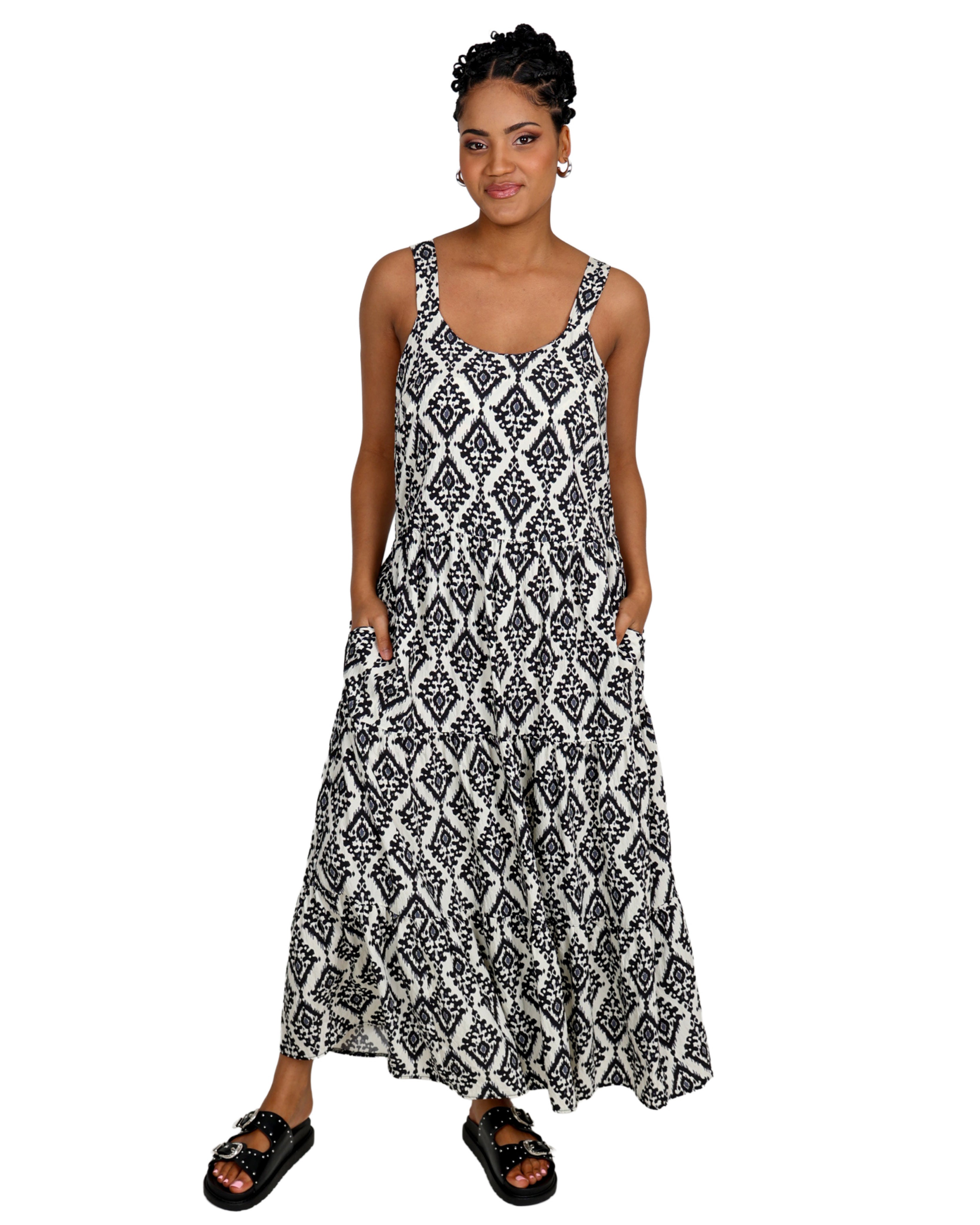 Geometric Print Tiered Maxi Dress